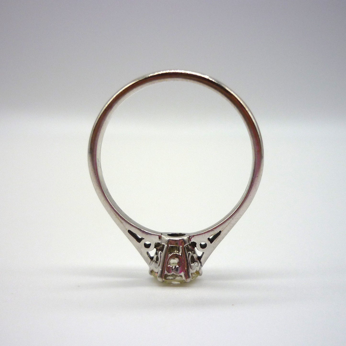 Vintage Brilliant Cut Diamond Solitaire in 18k White Gold, Traditional Engagement Ring Size 6.75