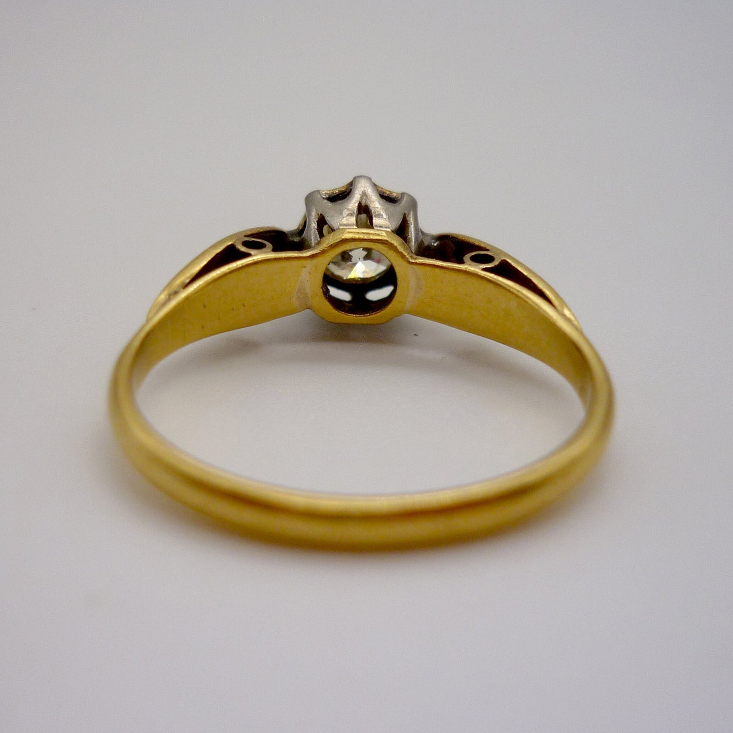 Vintage 18k Solitaire Ring with High Set Diamond Size 5.5