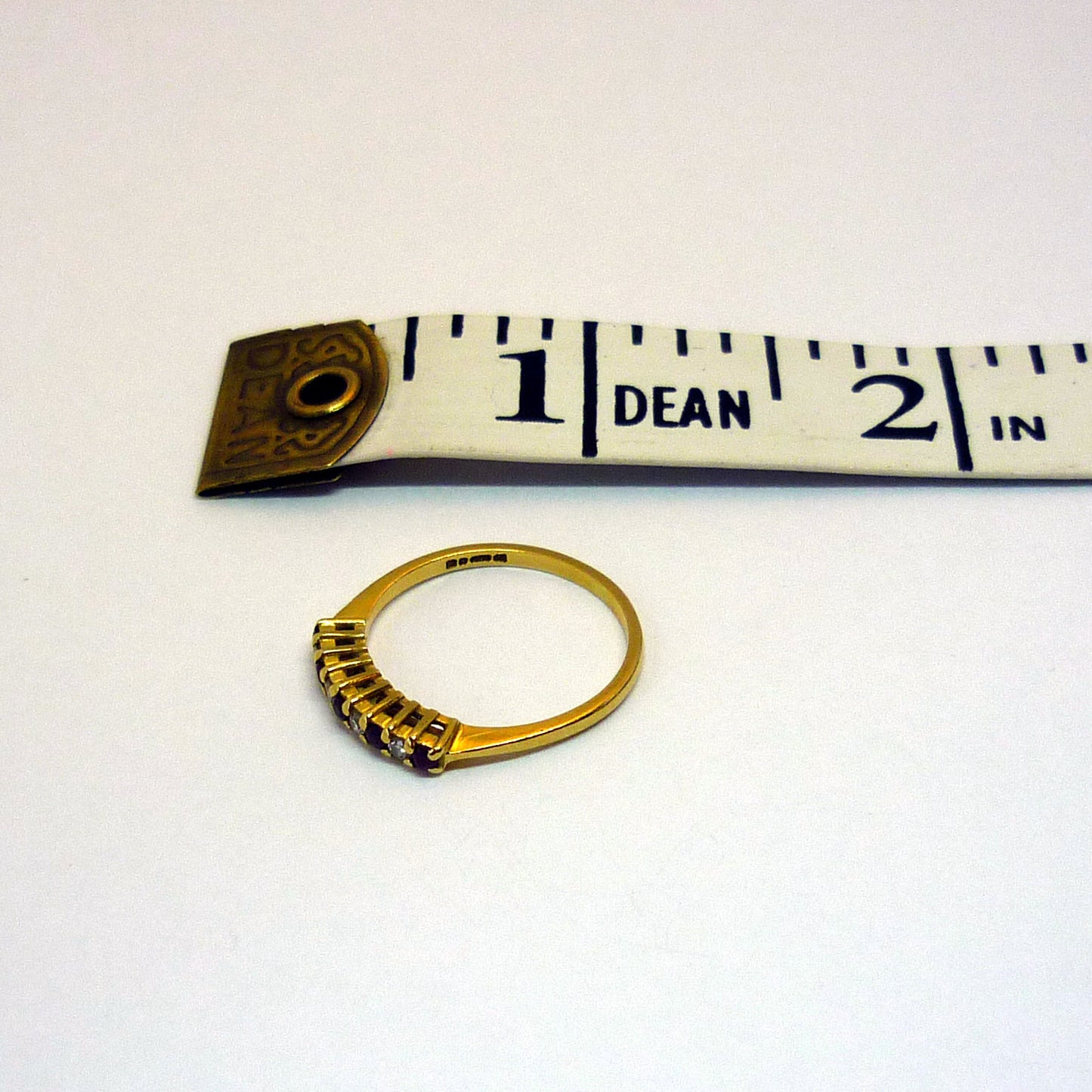 Vintage 18k Gold Ruby & Diamond Ring - Size 5.5