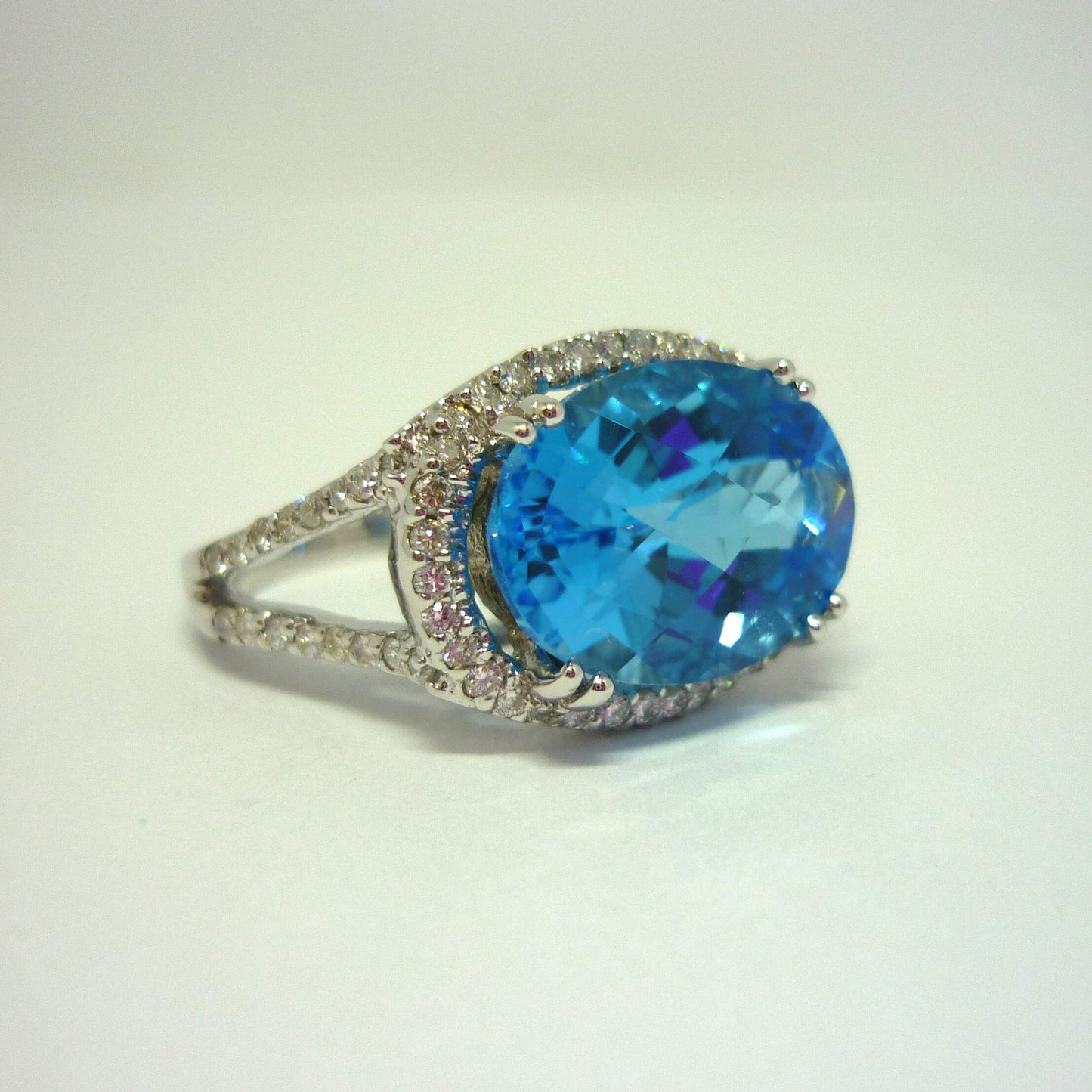 Huge Swiss Blue Topaz & Diamond Cocktail Ring in 18k White Gold, Size 5.25
