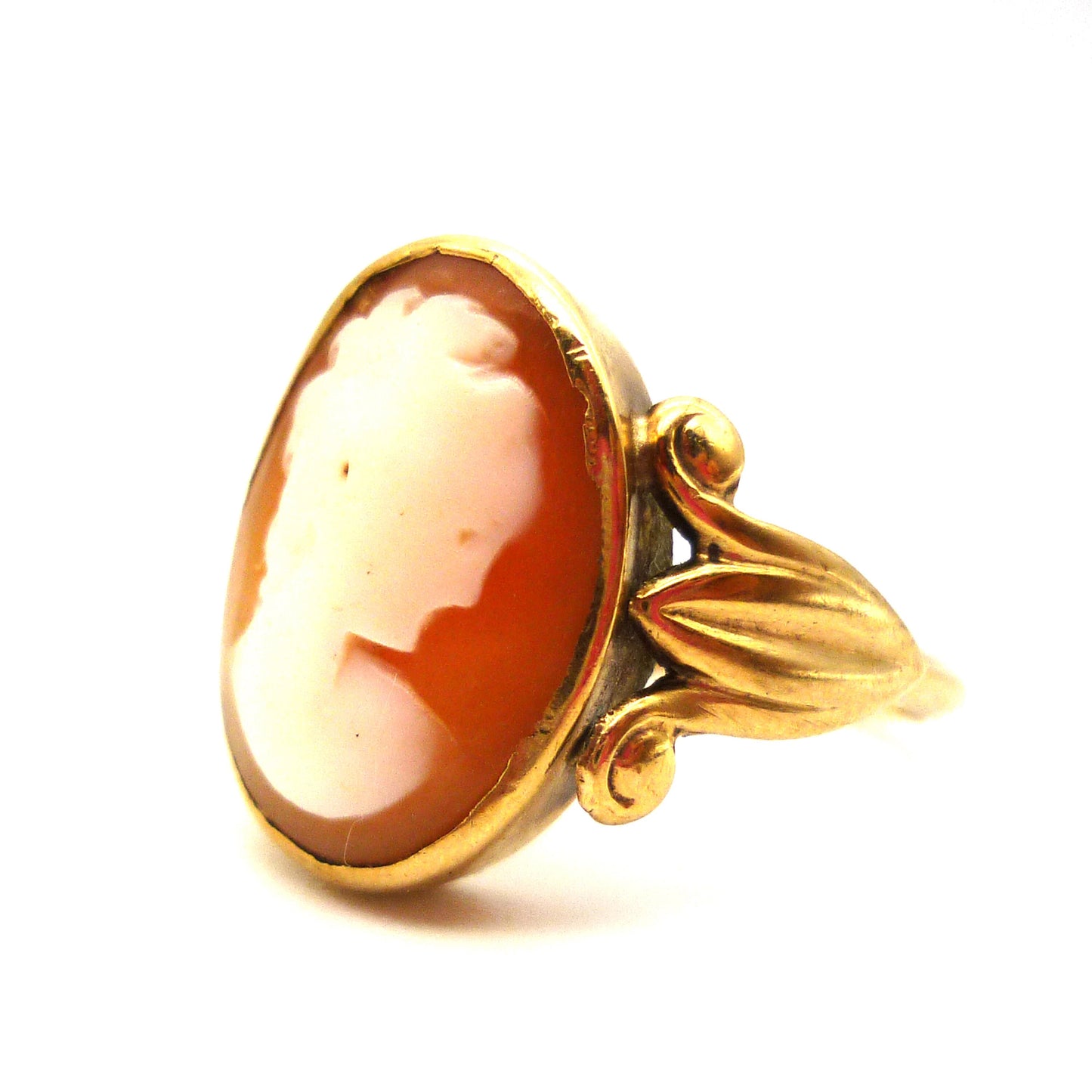 Antique Shell Cameo Ring in 9k Gold, Victorian Portrait Jewellery