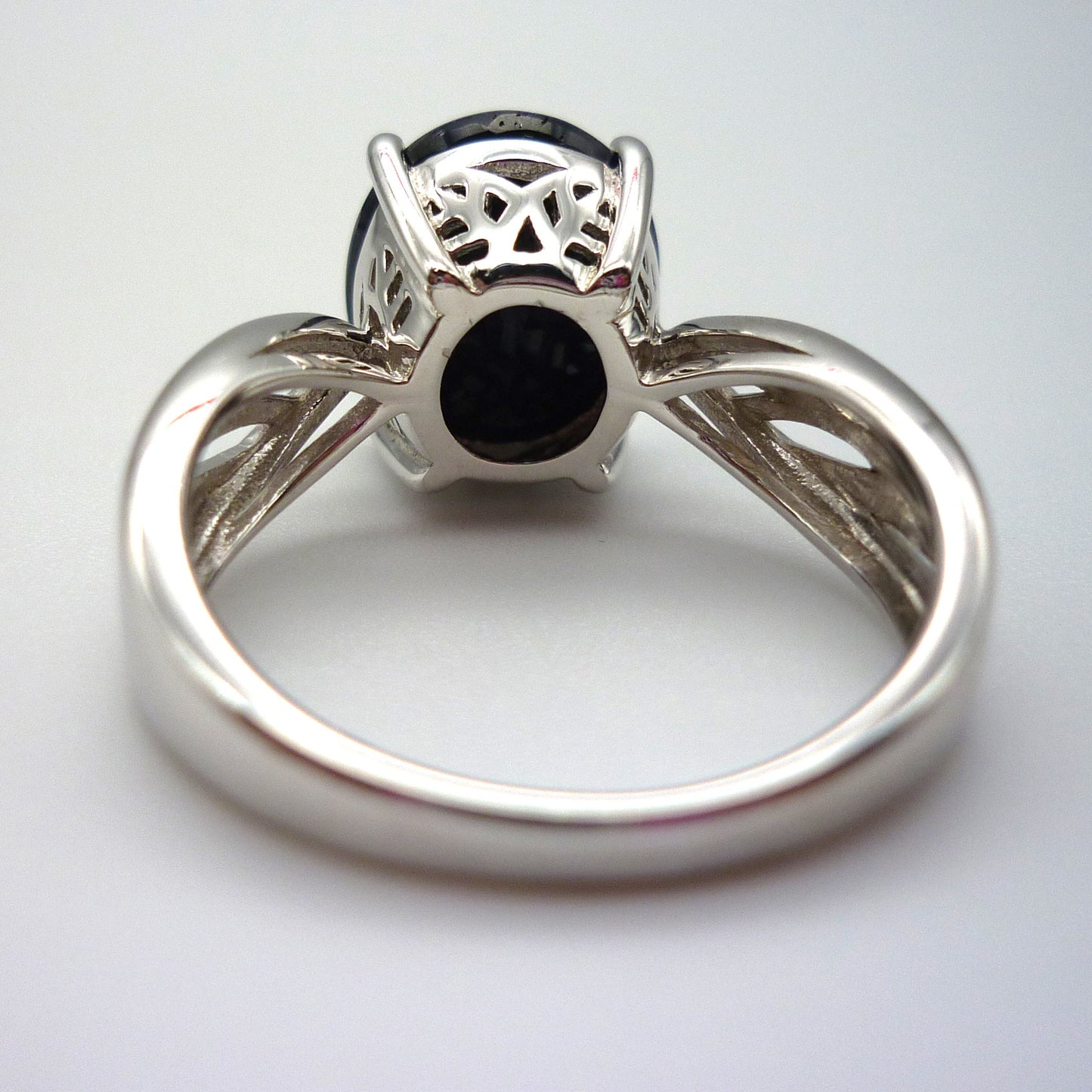 Chunky Ornate Silver Ring with Large Faceted Madagascan Sapphire Size 7.75