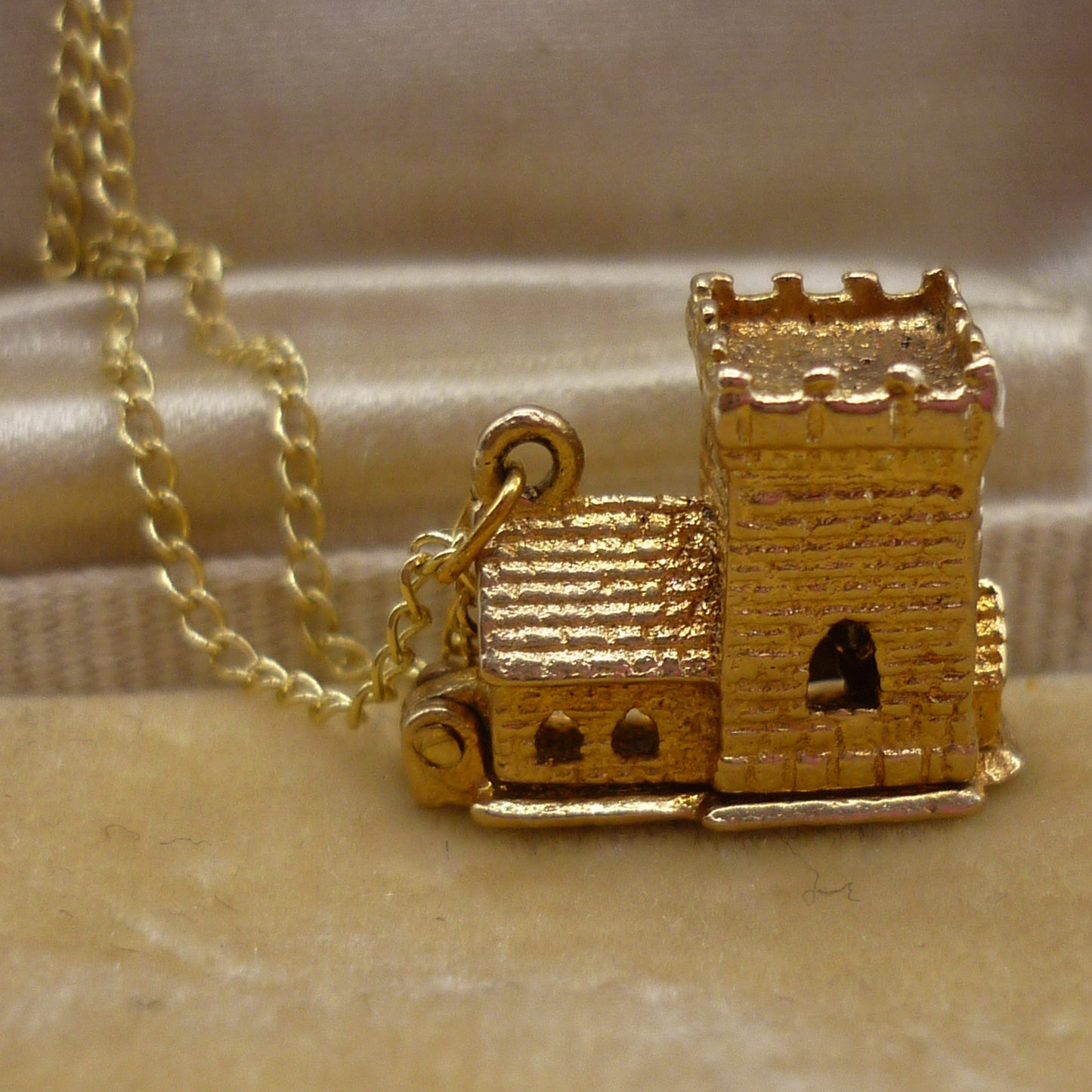 9ct Gold Opening Church Charm Necklace