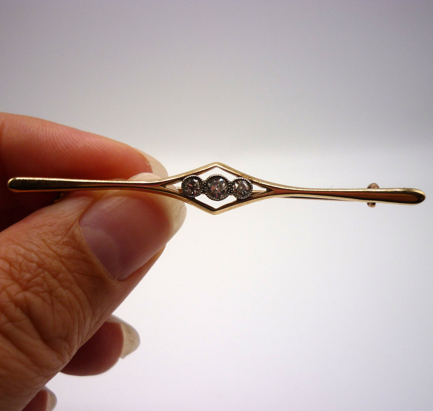 Antique 15ct Gold Bar Brooch with 3 Old Cut Diamonds