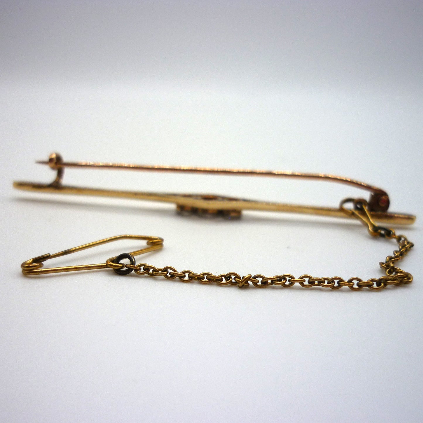 Antique 15ct Gold Bar Brooch with 3 Old Cut Diamonds