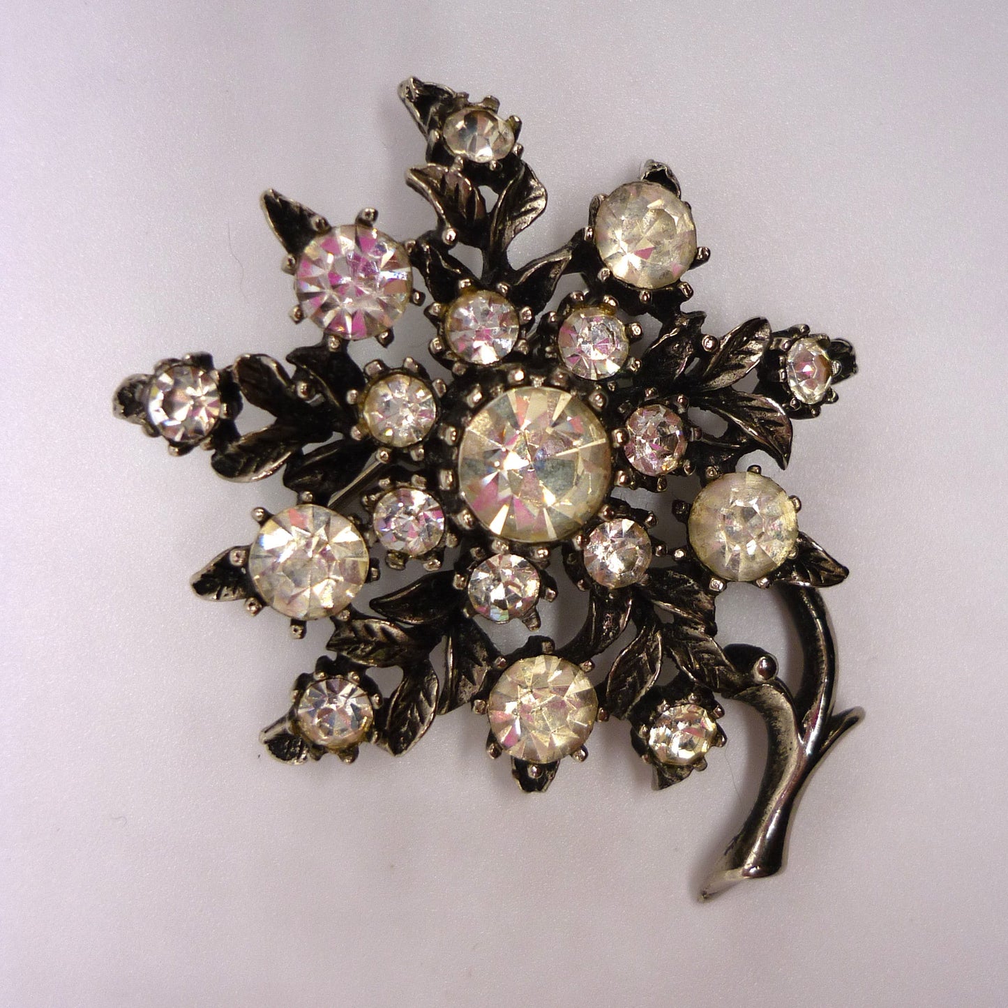 1950's Rhinestone Flower Brooch