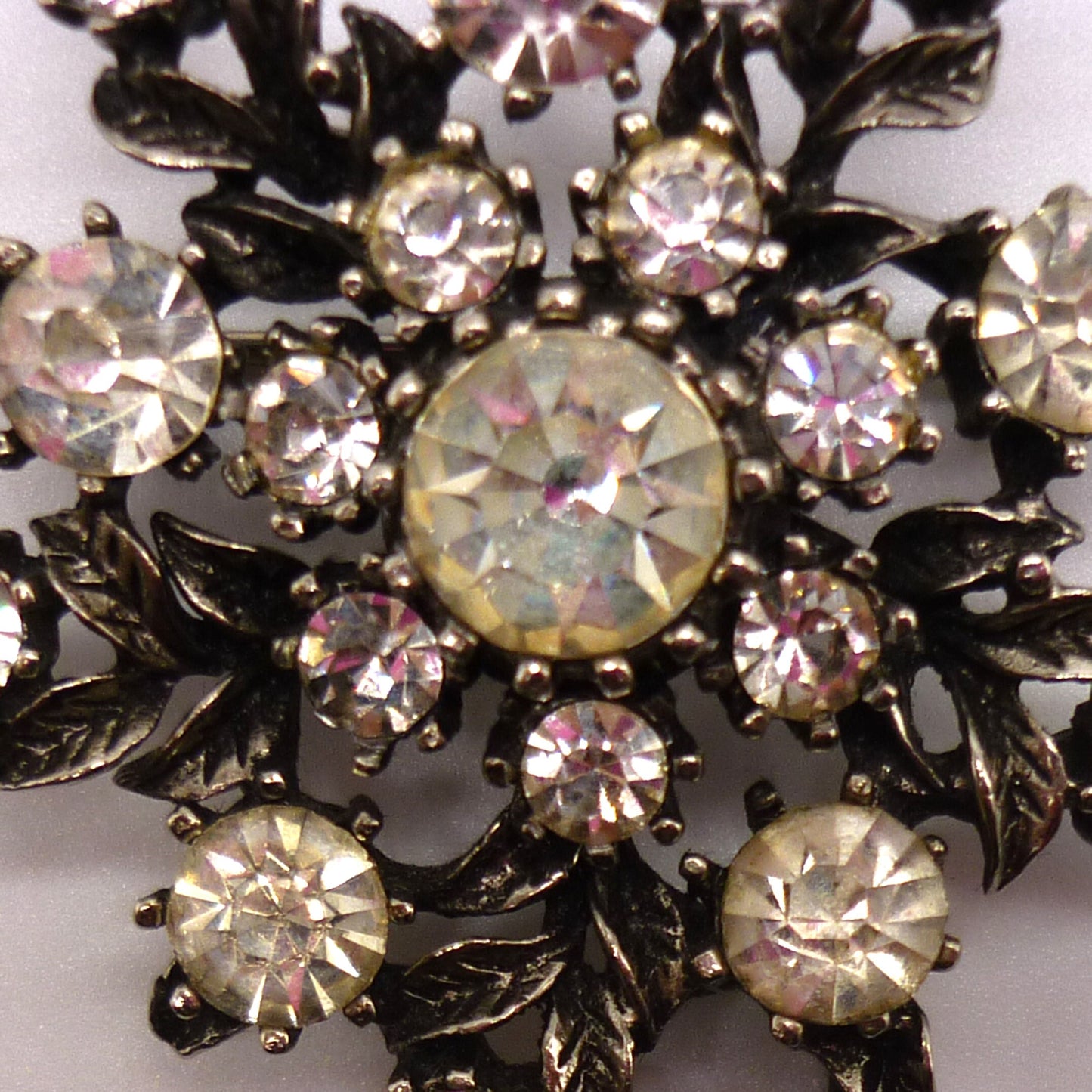 1950's Rhinestone Flower Brooch