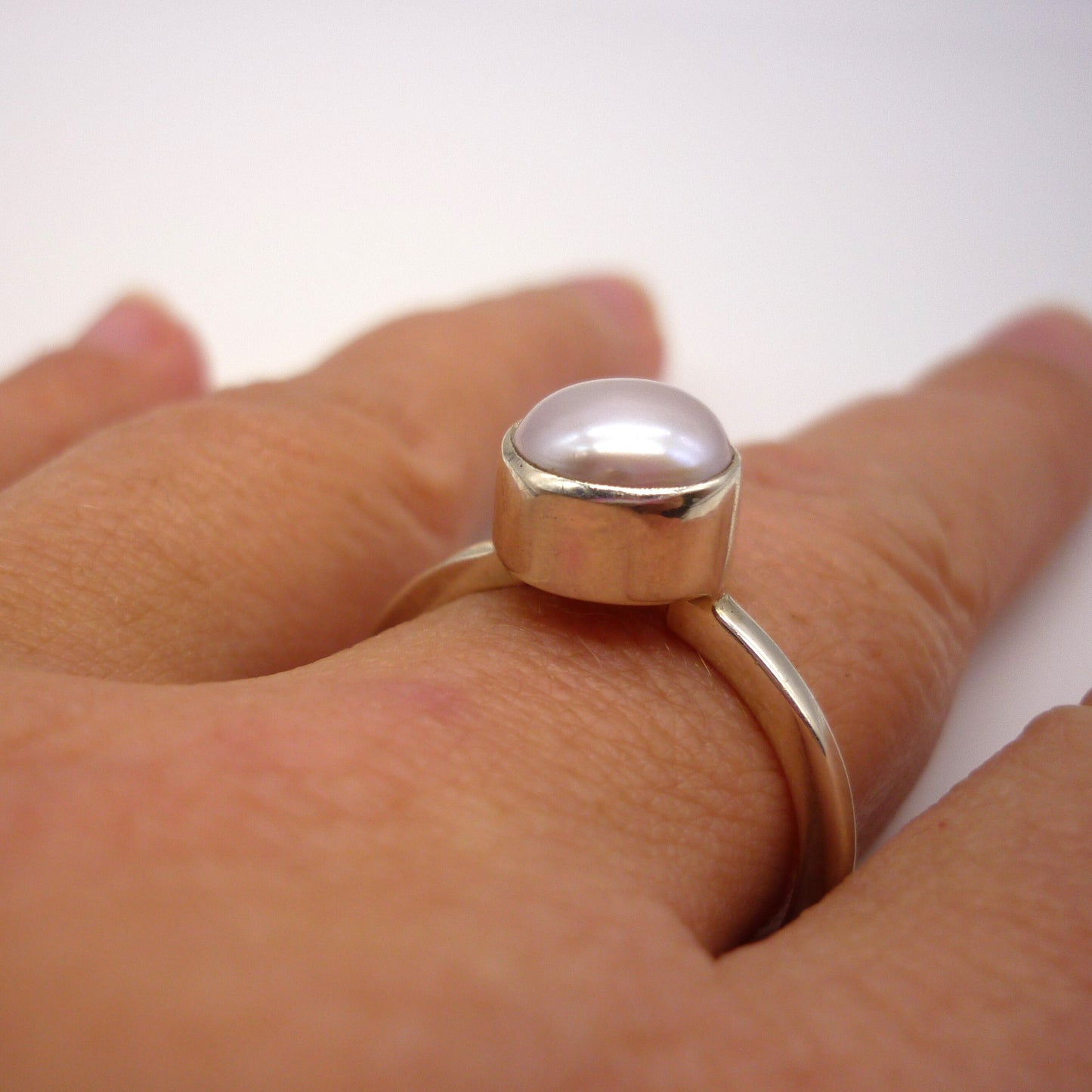 Silver Pearl Ring Size 8.25