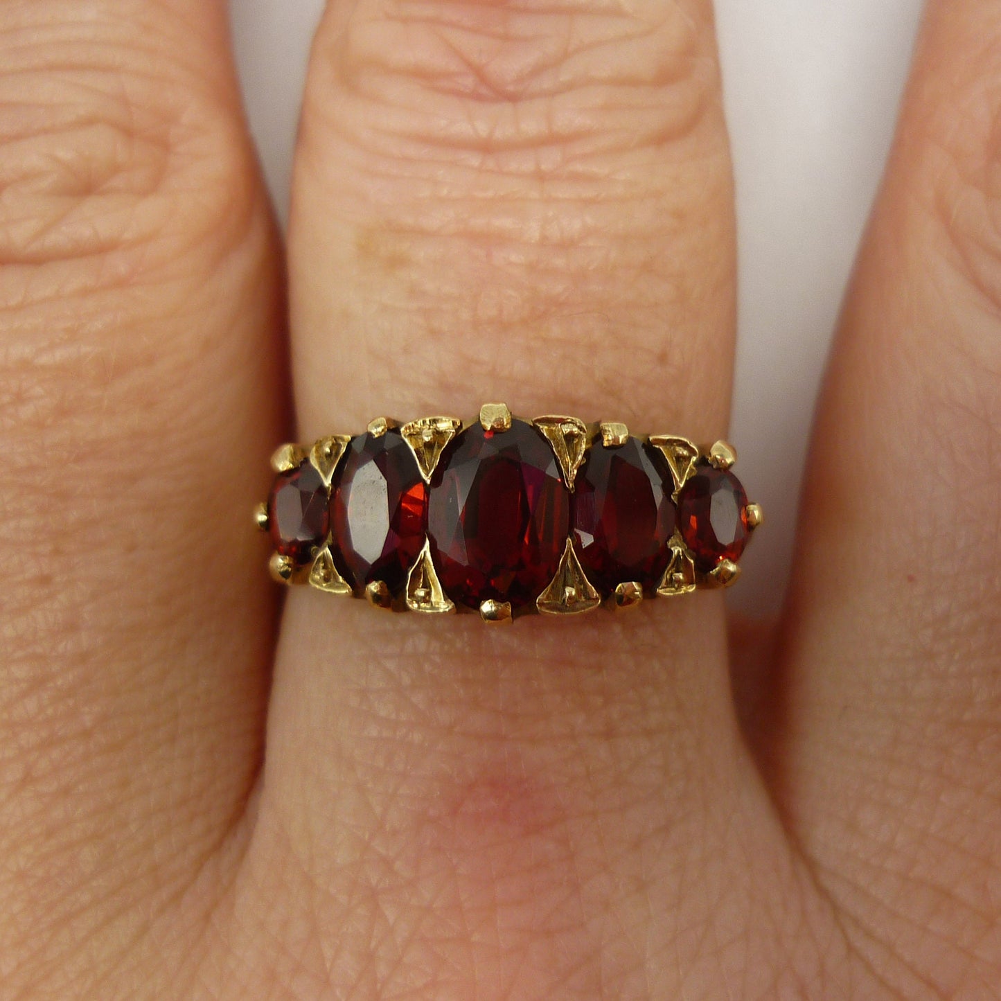 Vintage Yellow Gold and Garnet Ring Size 7.25
