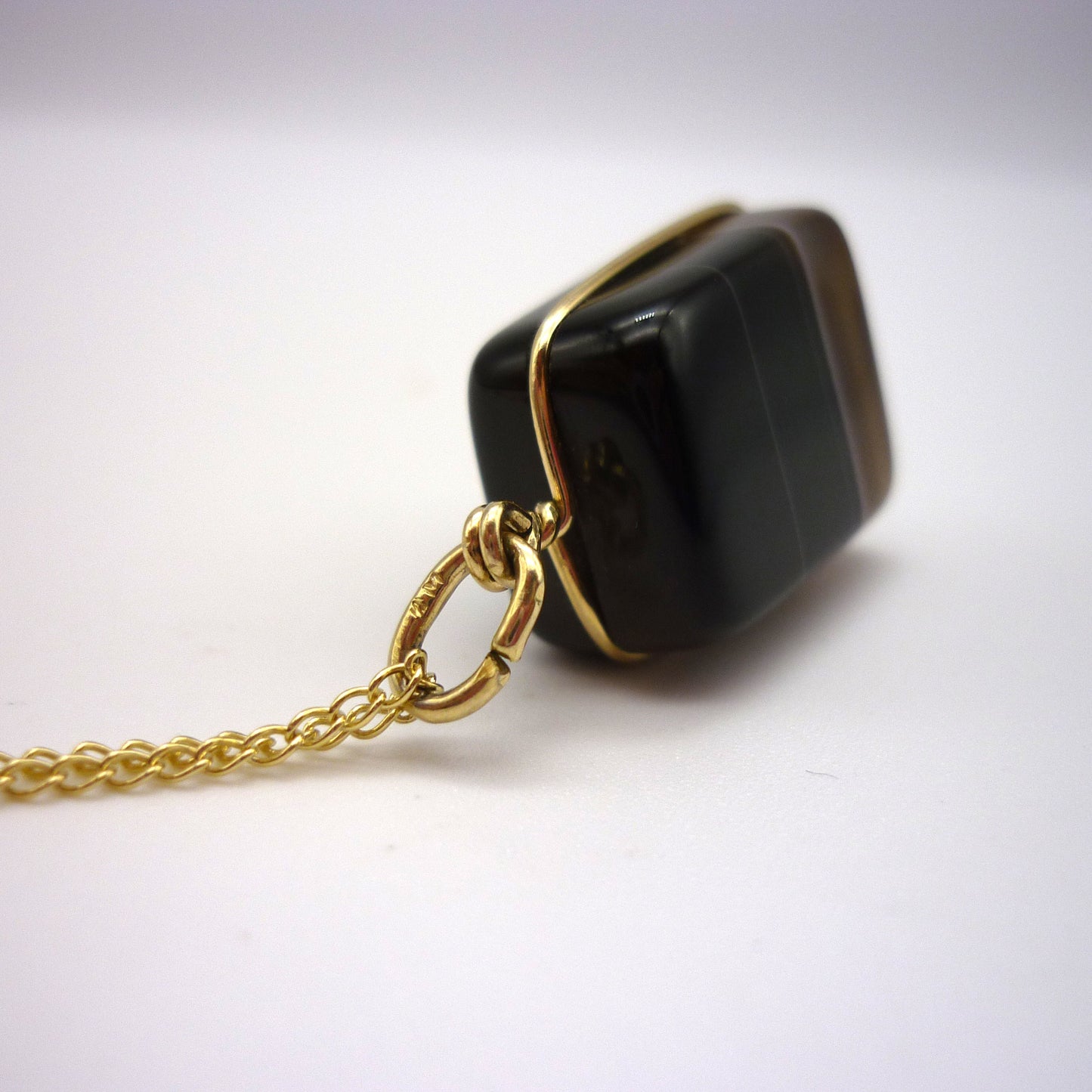 Vintage Banded Agate Pendant on 9ct Gold Curb Chain