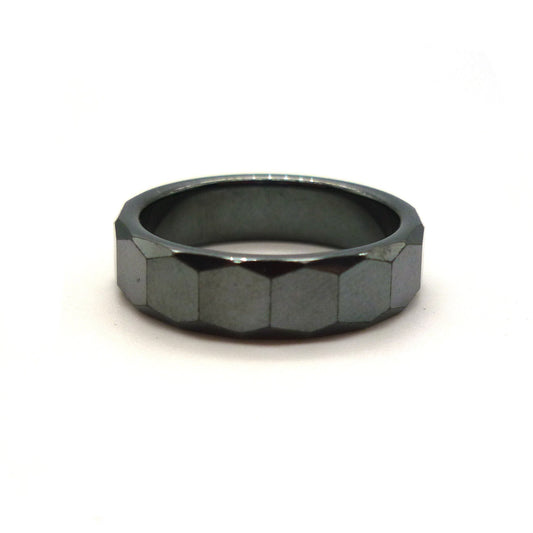 Vintage Black Ceramic Band Size 7.75