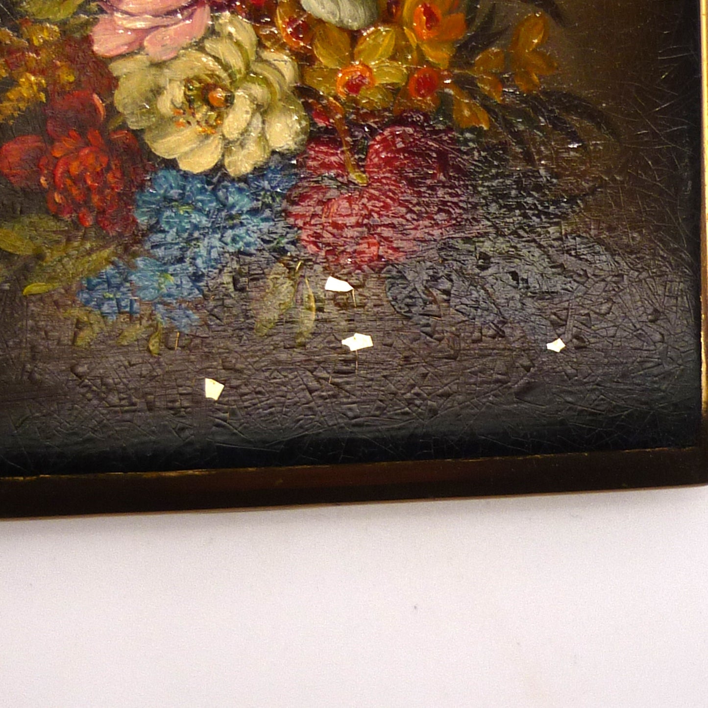 Vintage Stratton Compact with Hand Painted Floral Design