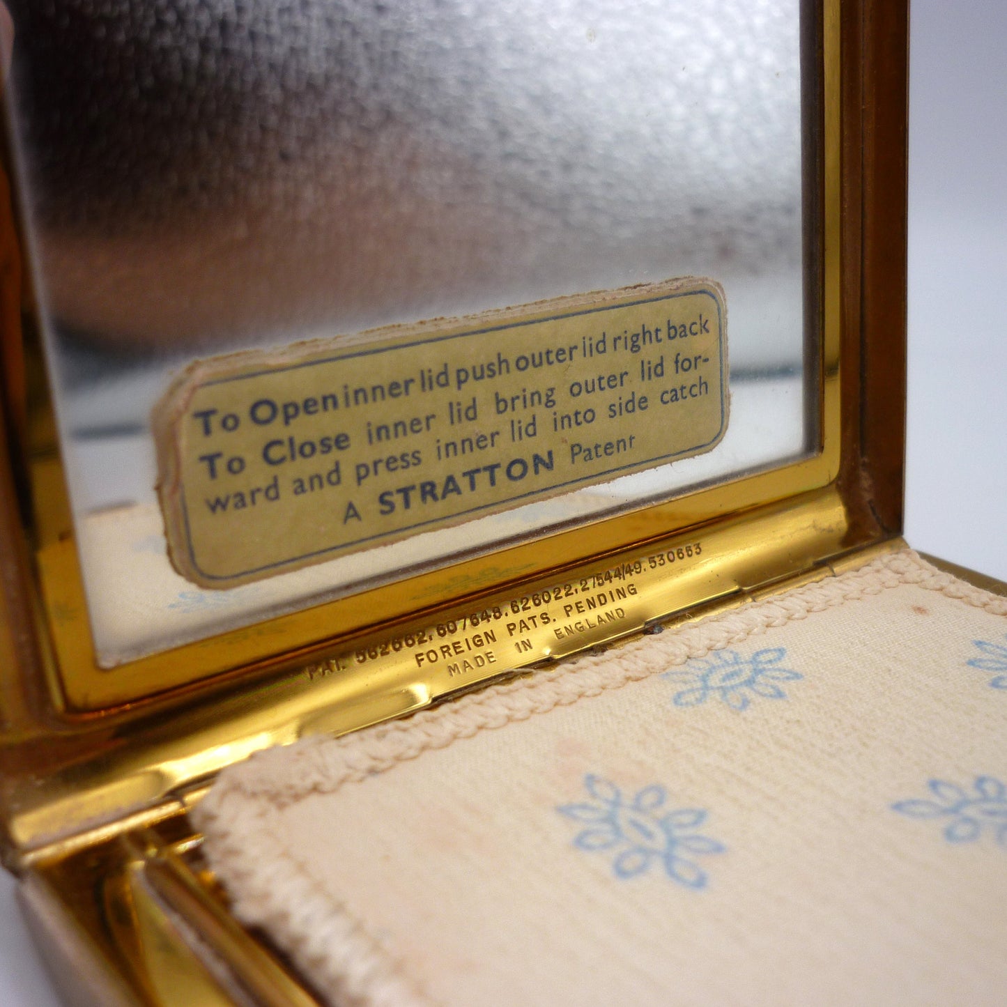 Vintage Stratton Compact with Hand Painted Floral Design