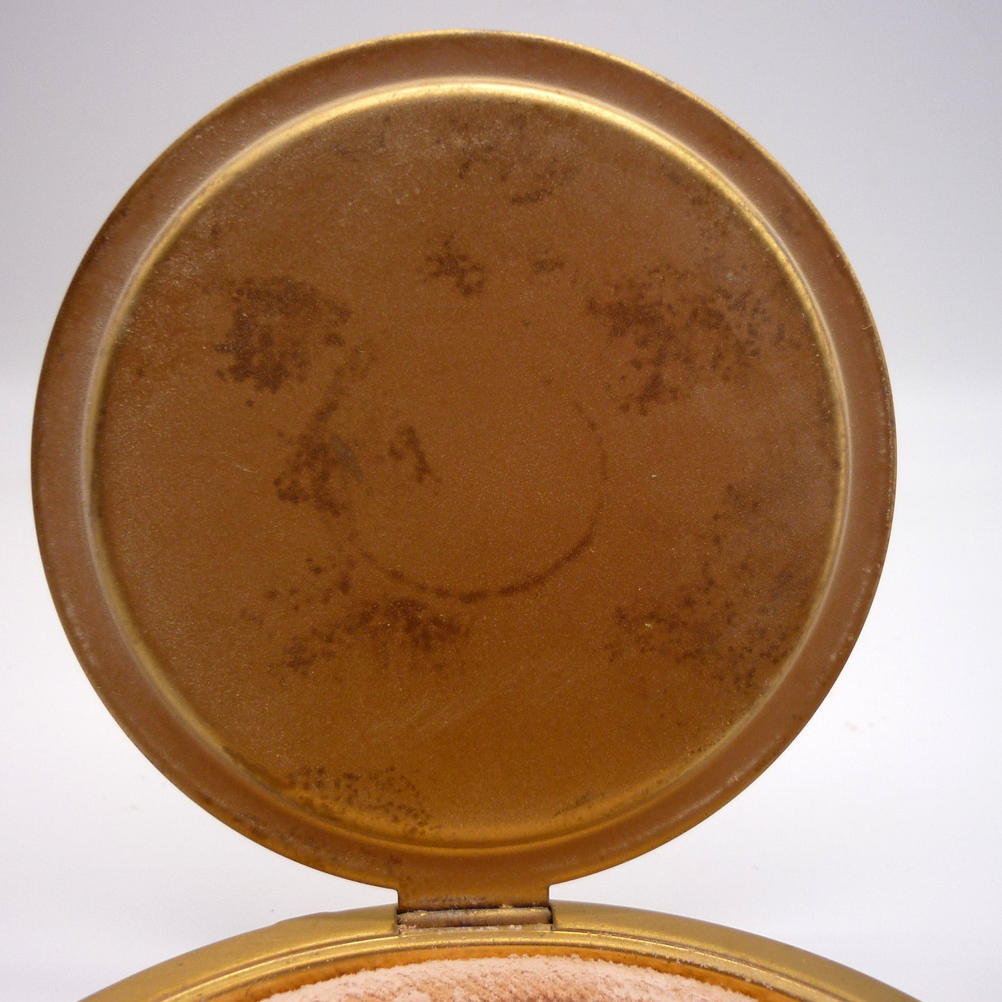 Vintage Stratton Compact: Hand Painted Lid, Floral Inner Lid