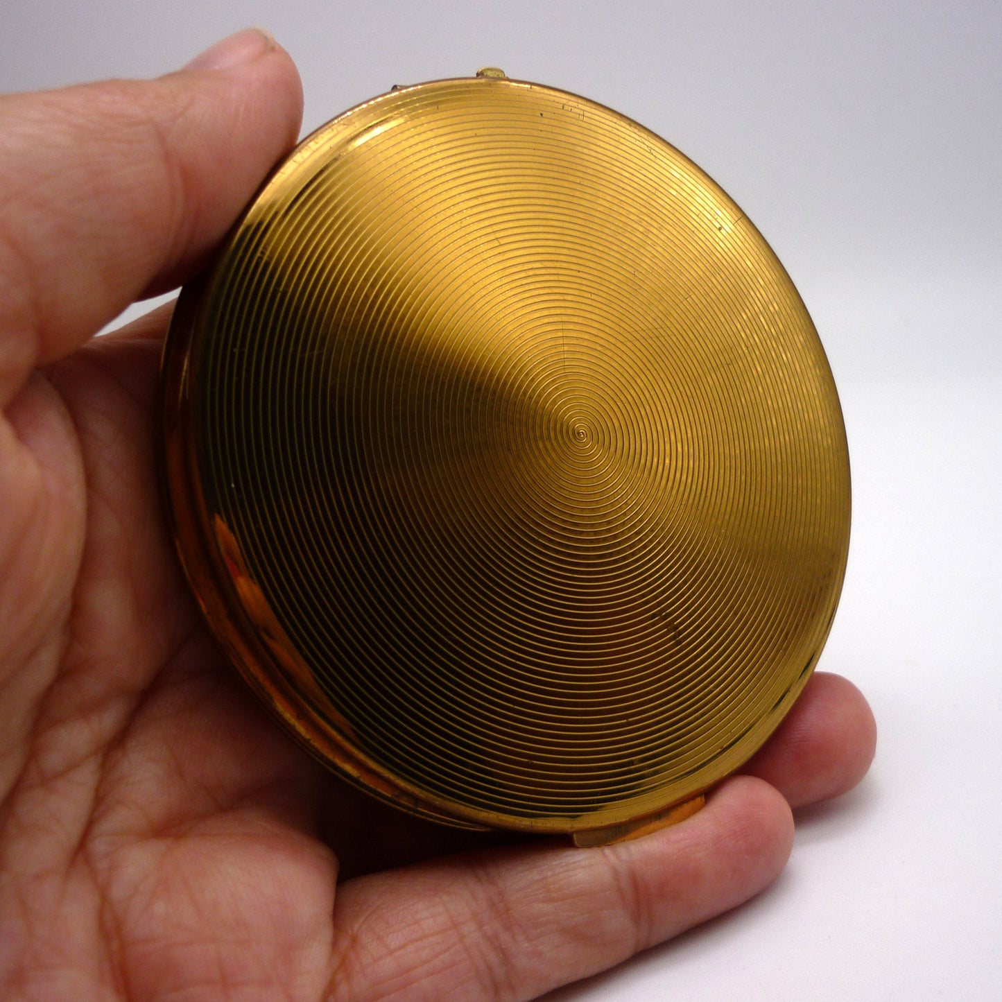 Vintage Fifties Stratton Compact in Hand with Picture of Lady Design