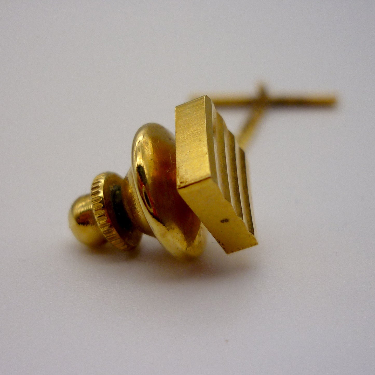 Vintage Gold Tone Metal Tie Tack, Square Ridged Tie Pin