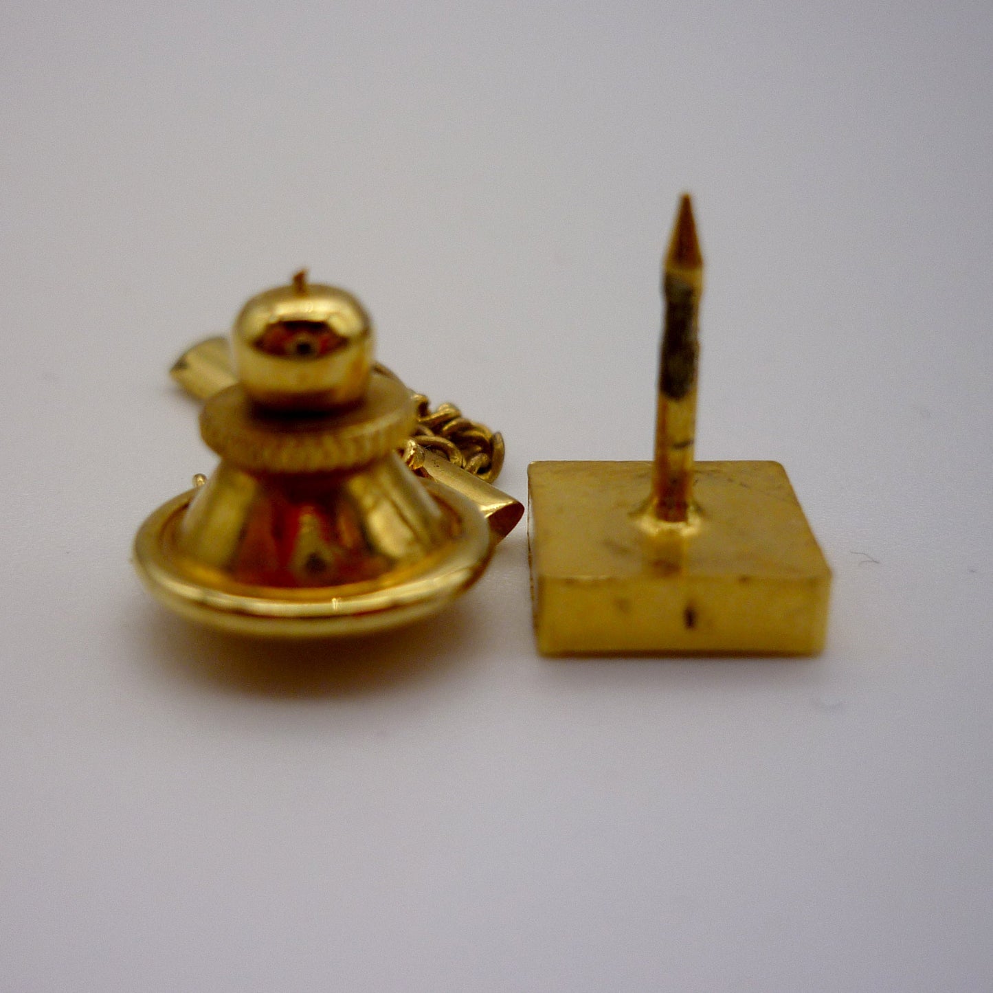 Vintage Gold Tone Metal Tie Tack, Square Ridged Tie Pin