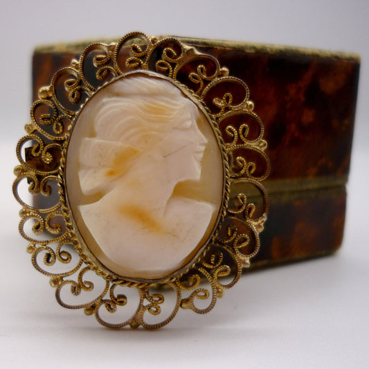 Antique Cameo Brooch Pendant