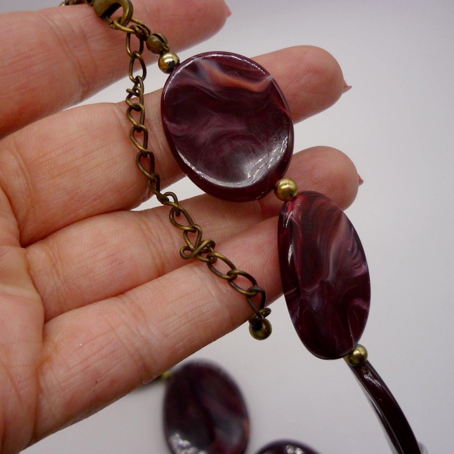 Marbled Flat Oval Plastic Beaded Necklace