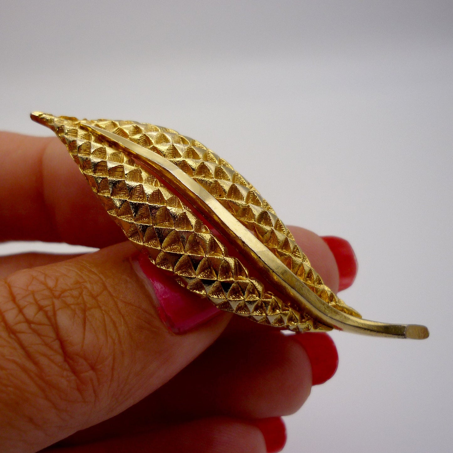 Vintage Leaf Brooch
