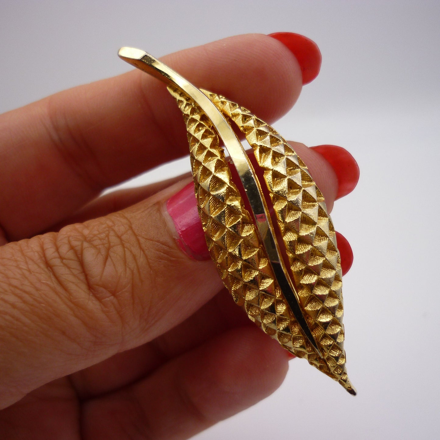 Vintage Leaf Brooch