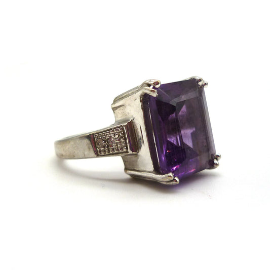 Silver Cocktail Ring Set With Large Purple Stone Size 6.75