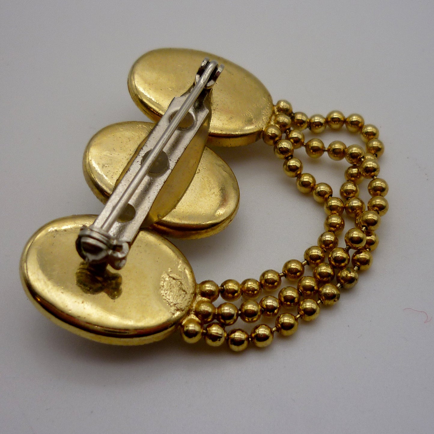 Vintage Faux Pearl and Gold Tone Chain Brooch