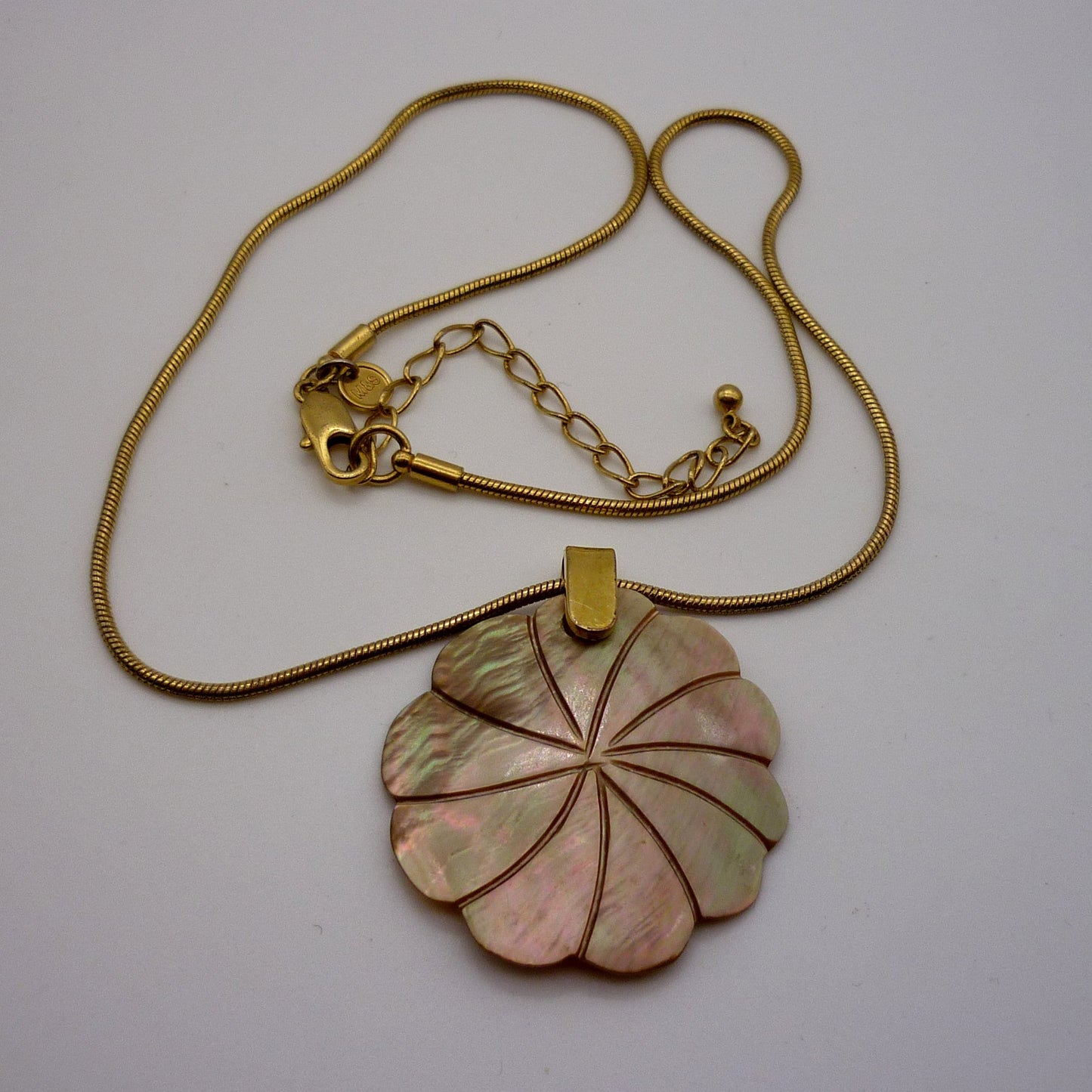 Vintage Shell Flower Pendant on Gold Tone Snake Chain