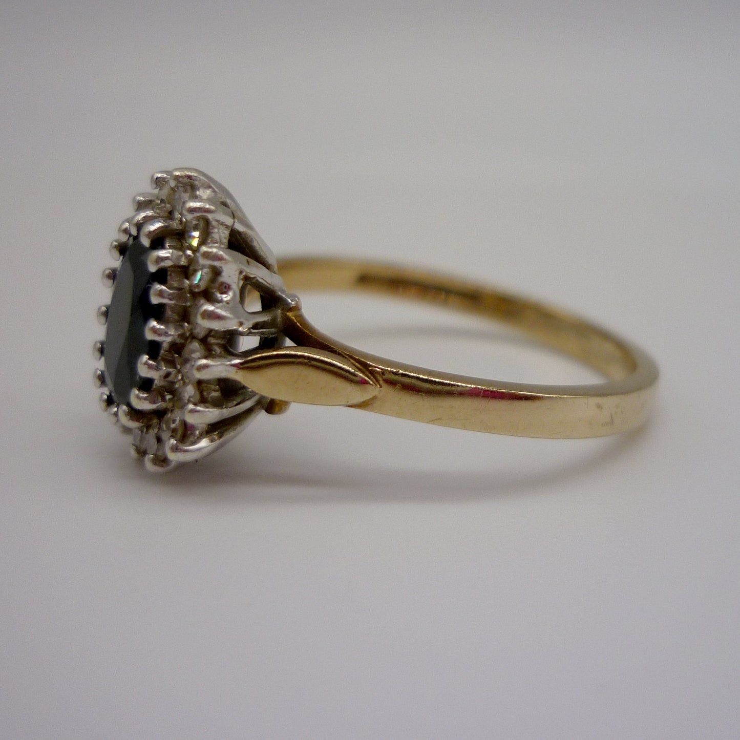 Vintage 9ct Yellow Gold Sapphire Diamond Halo Ring - UK Size N/0