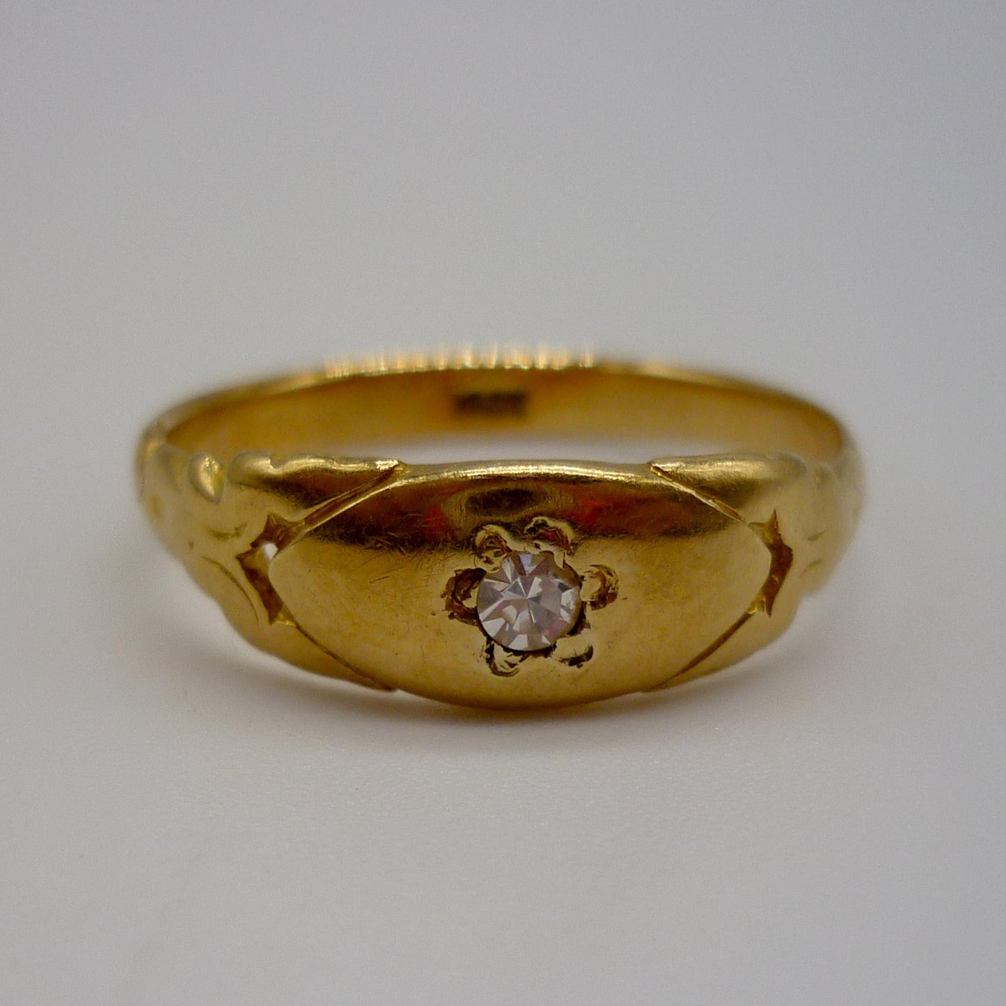Antique 18k Gold Gypsy Ring with Star Set Diamond, Size 7.75 Unisex Gold Band