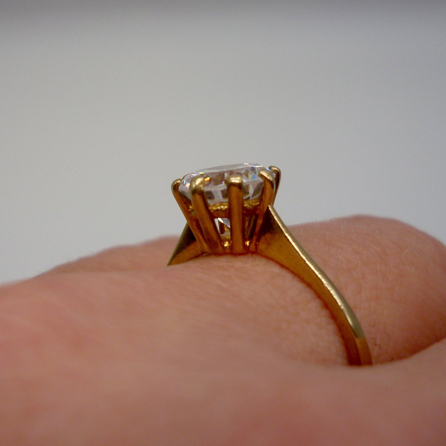 Cubic Zirconia Solitaire Ring Size 6.75