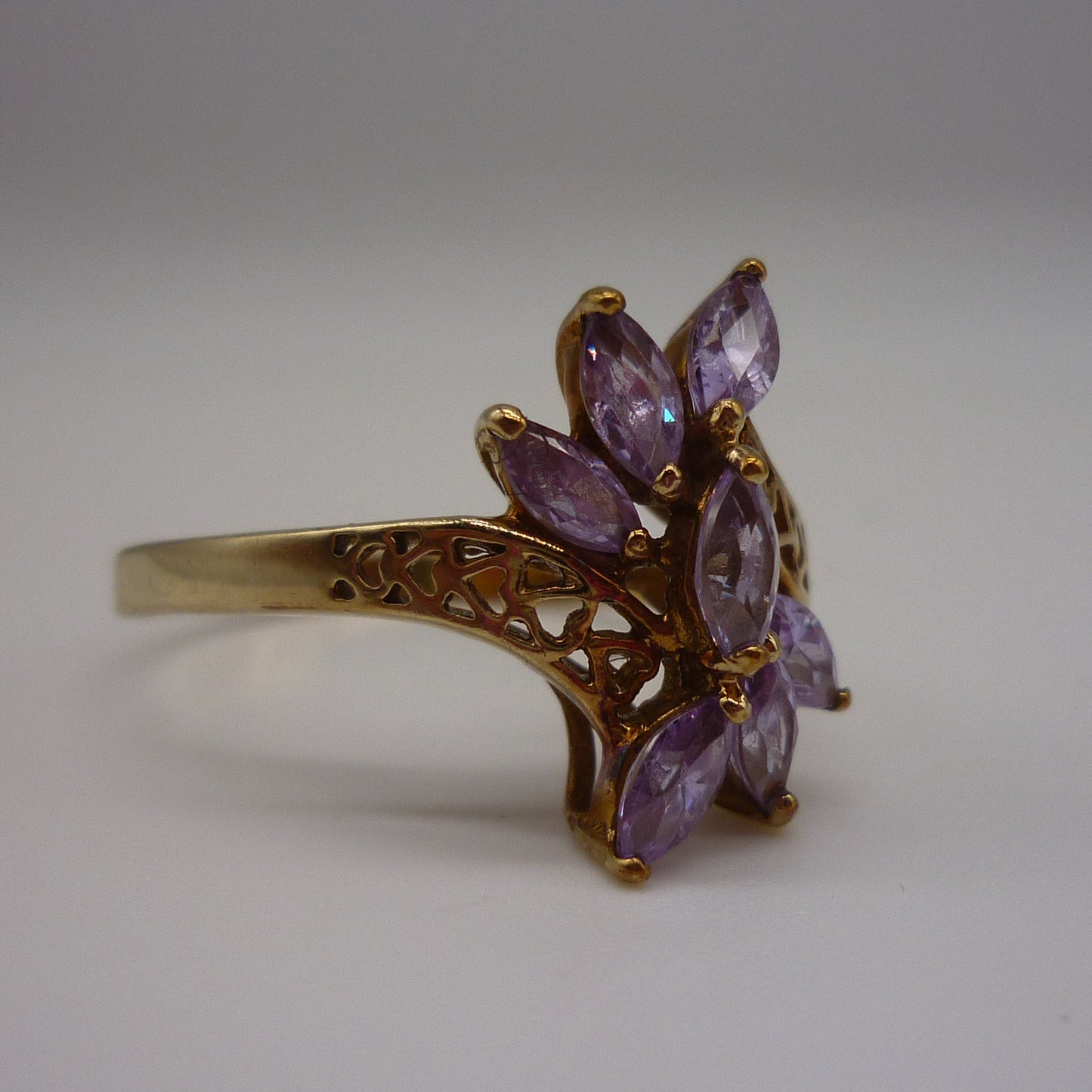 Vintage 9k Gold Lavender Purple CZ Cluster Ring Size 8.25, Costume Amethyst Jewellery