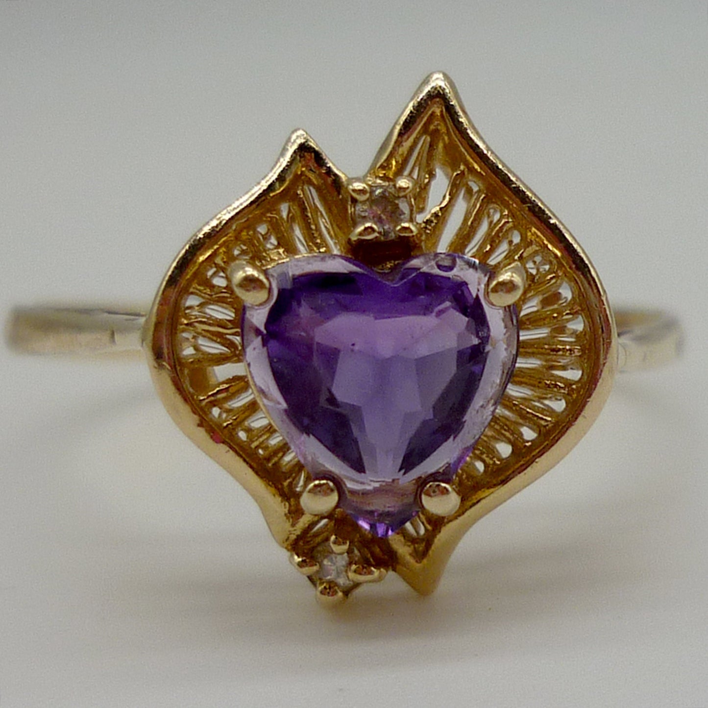 Vintage 14k Gold Amethyst Heart Ring Size 8.75