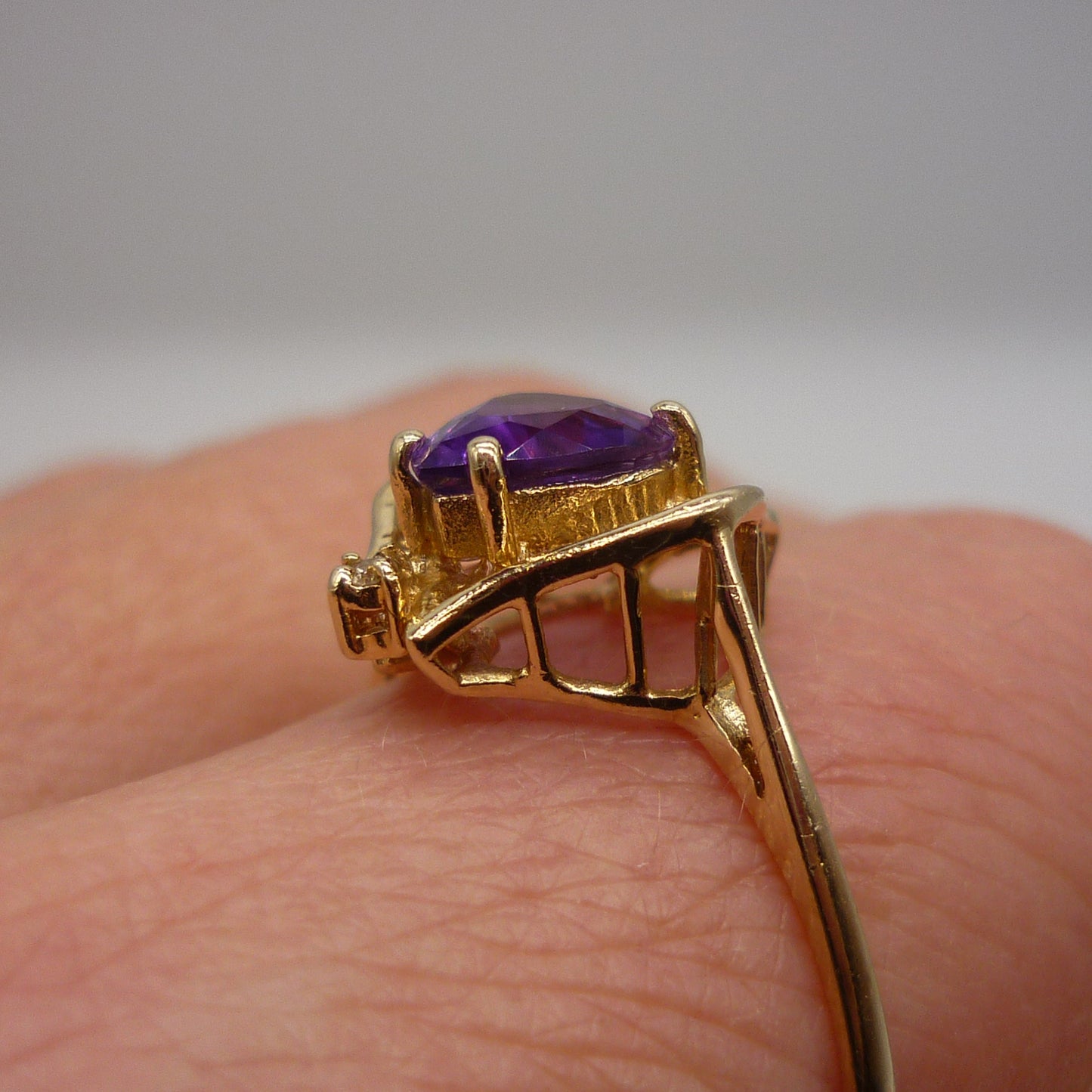 Vintage 14k Gold Amethyst Heart Ring Size 8.75