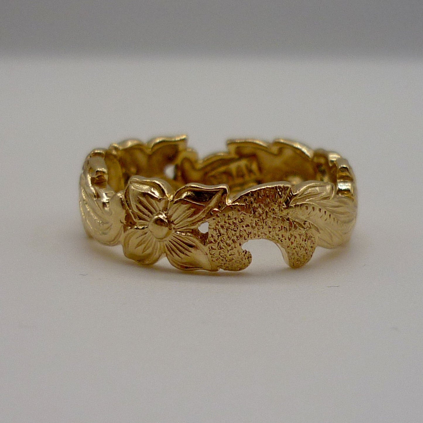 Vintage 14k Hawaiian Gold Wedding Band Size 4.75