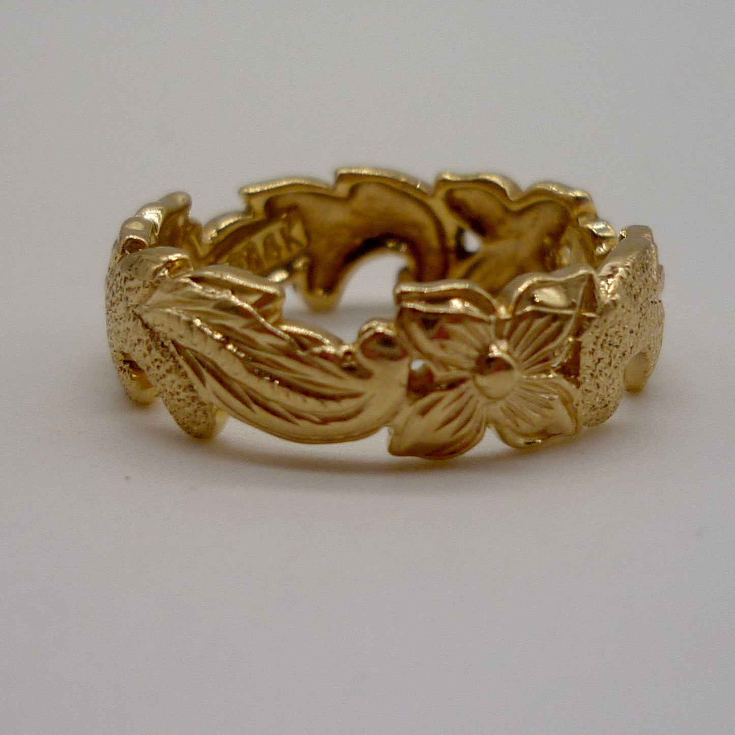 Vintage 14k Hawaiian Gold Wedding Band Size 4.75