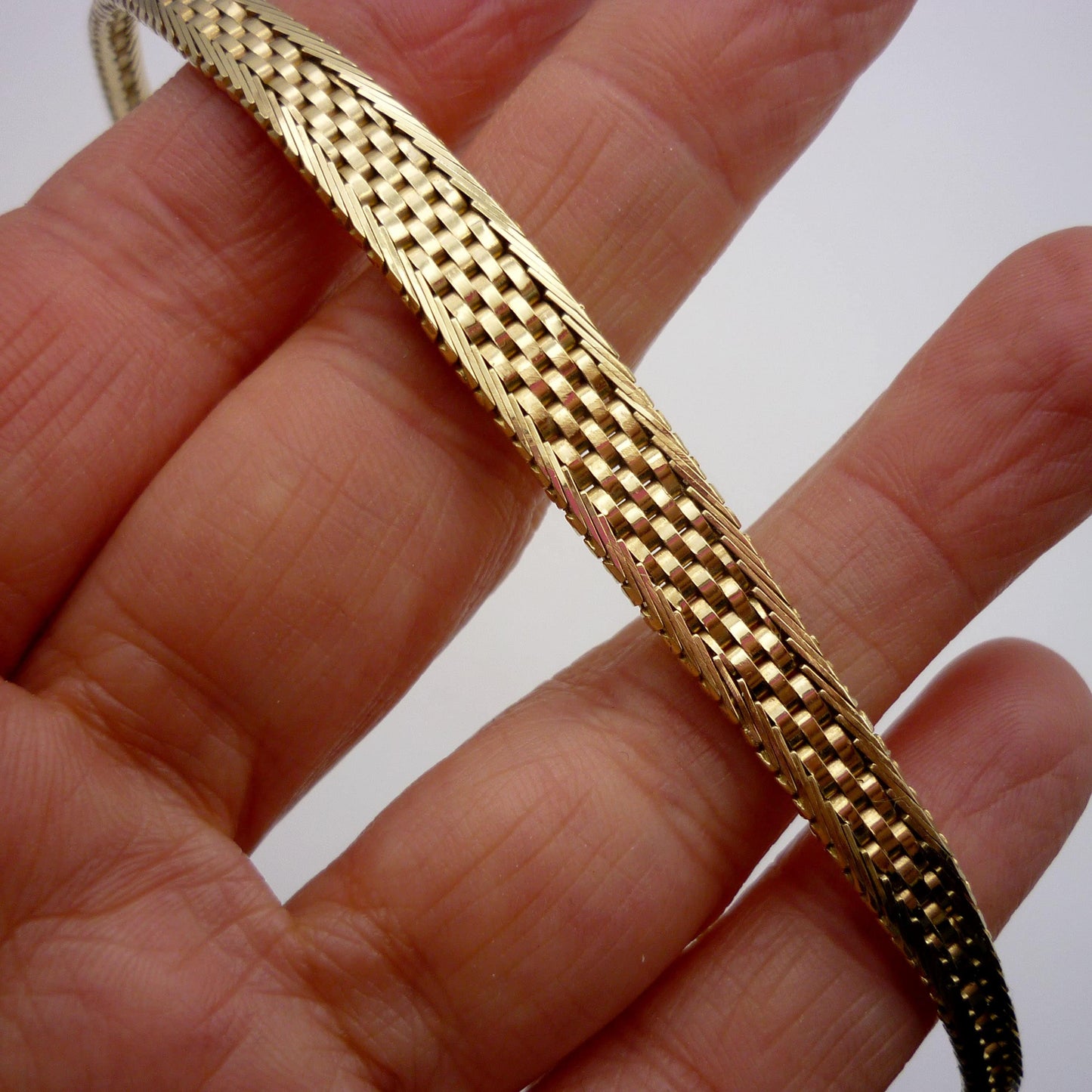 Tapered Gold Woven Mesh Bracelet, Solid 9k Gold 1980s Retro Jewellery Gift For Her