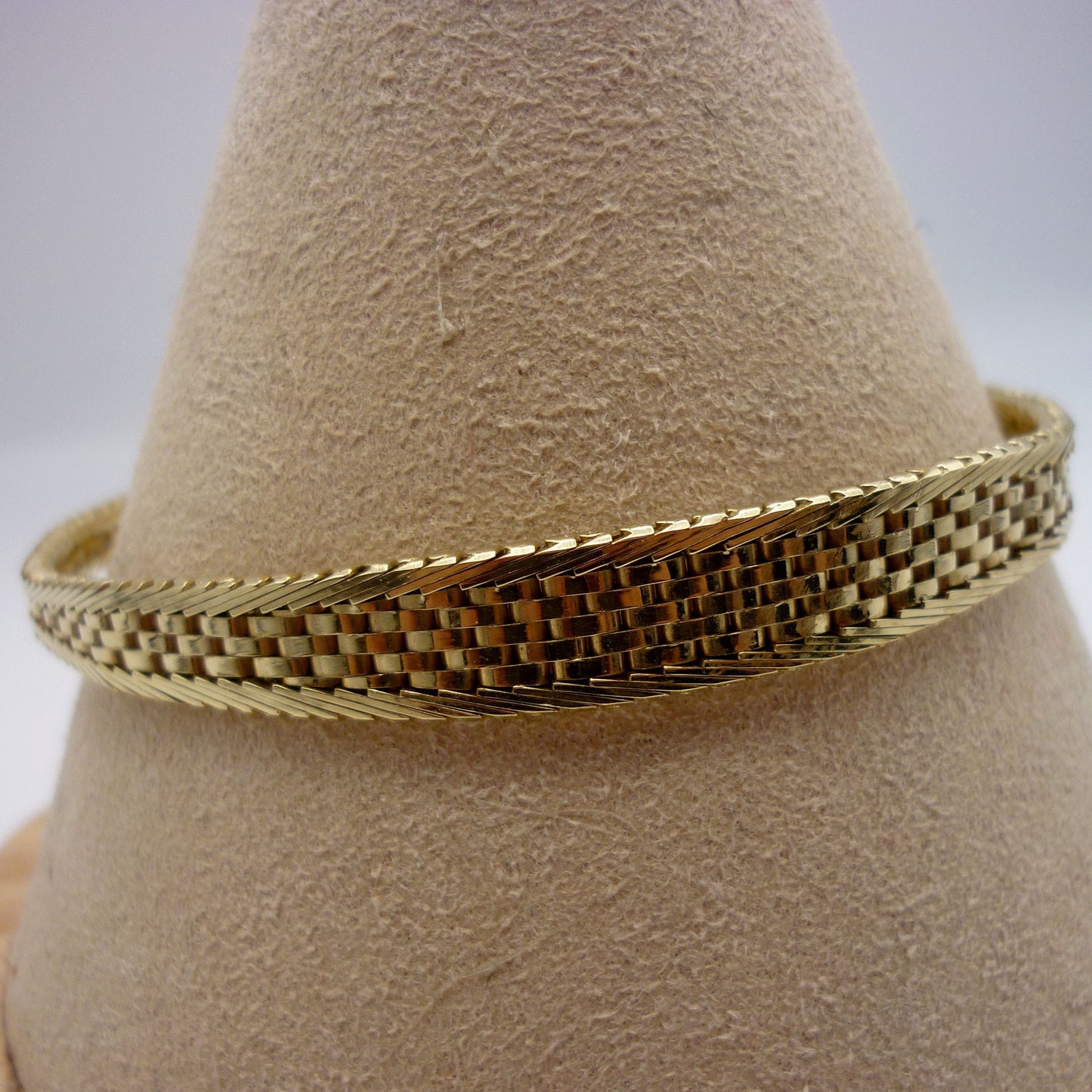 Tapered Gold Woven Mesh Bracelet, Solid 9k Gold 1980s Retro Jewellery Gift For Her