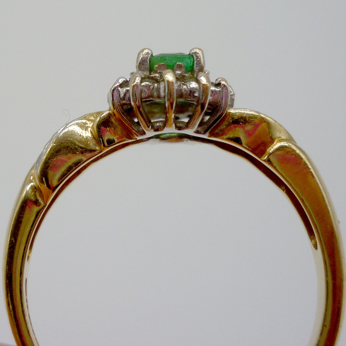 Vintage Emerald & Diamond 18k Gold Halo Ring - Size 7
