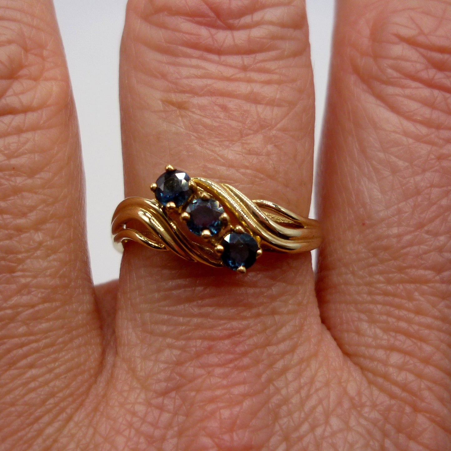 Vintage 3 Stone Sapphire Ring Size 7.5