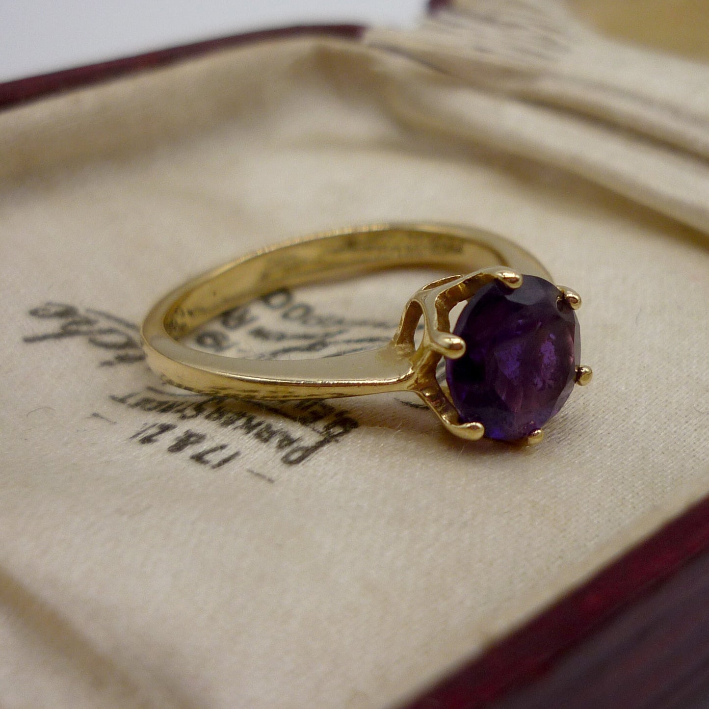 Vintage 14k Yellow Gold Amethyst Solitaire Ring Size 6.5