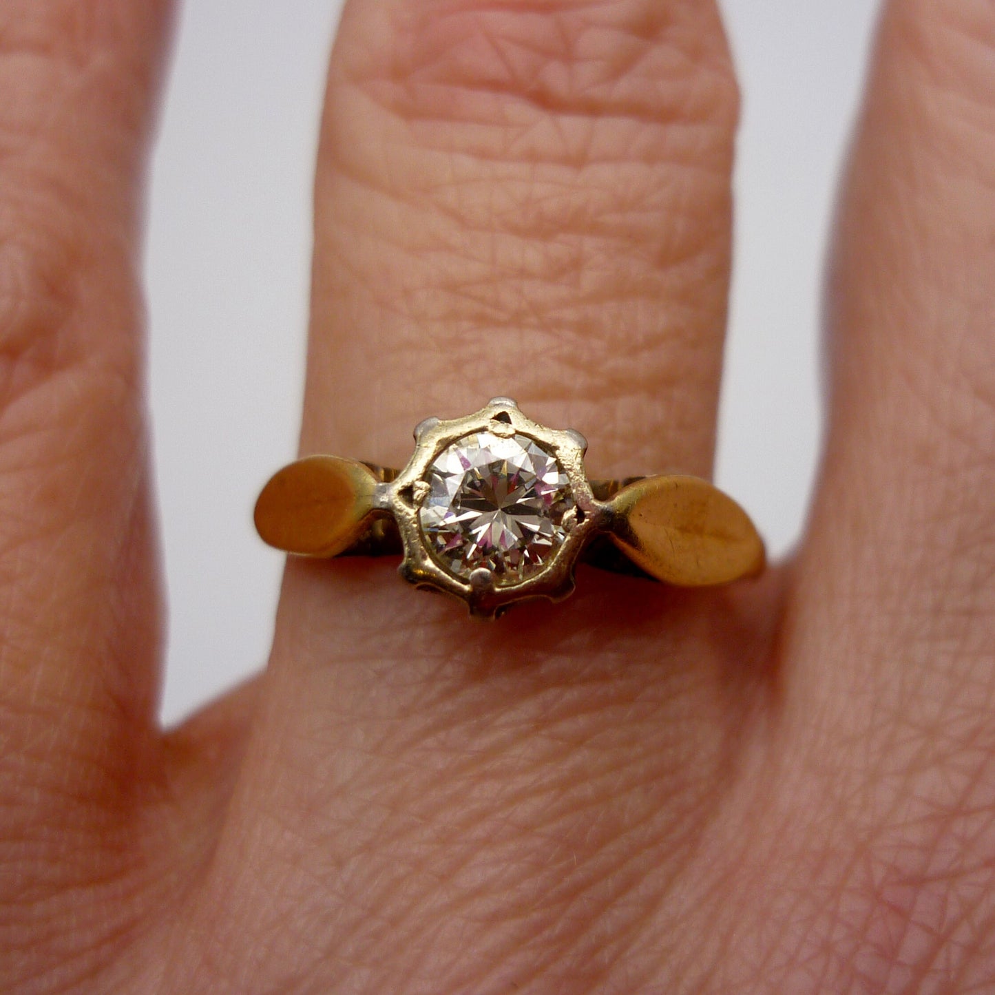 Vintage 18k Solitaire Ring with High Set Diamond Size 5.5