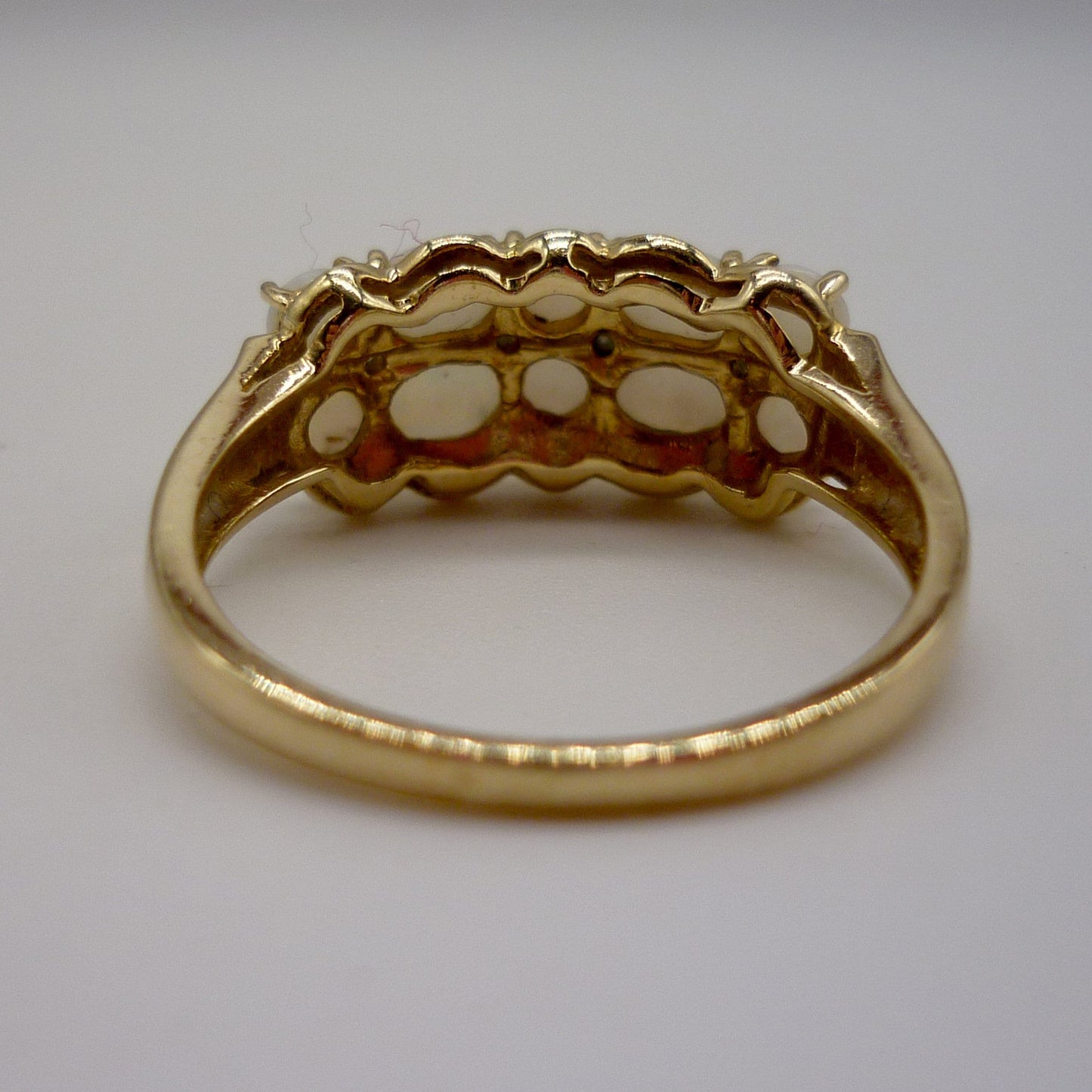 Vintage Opal & Diamond Gold Ring Size 7