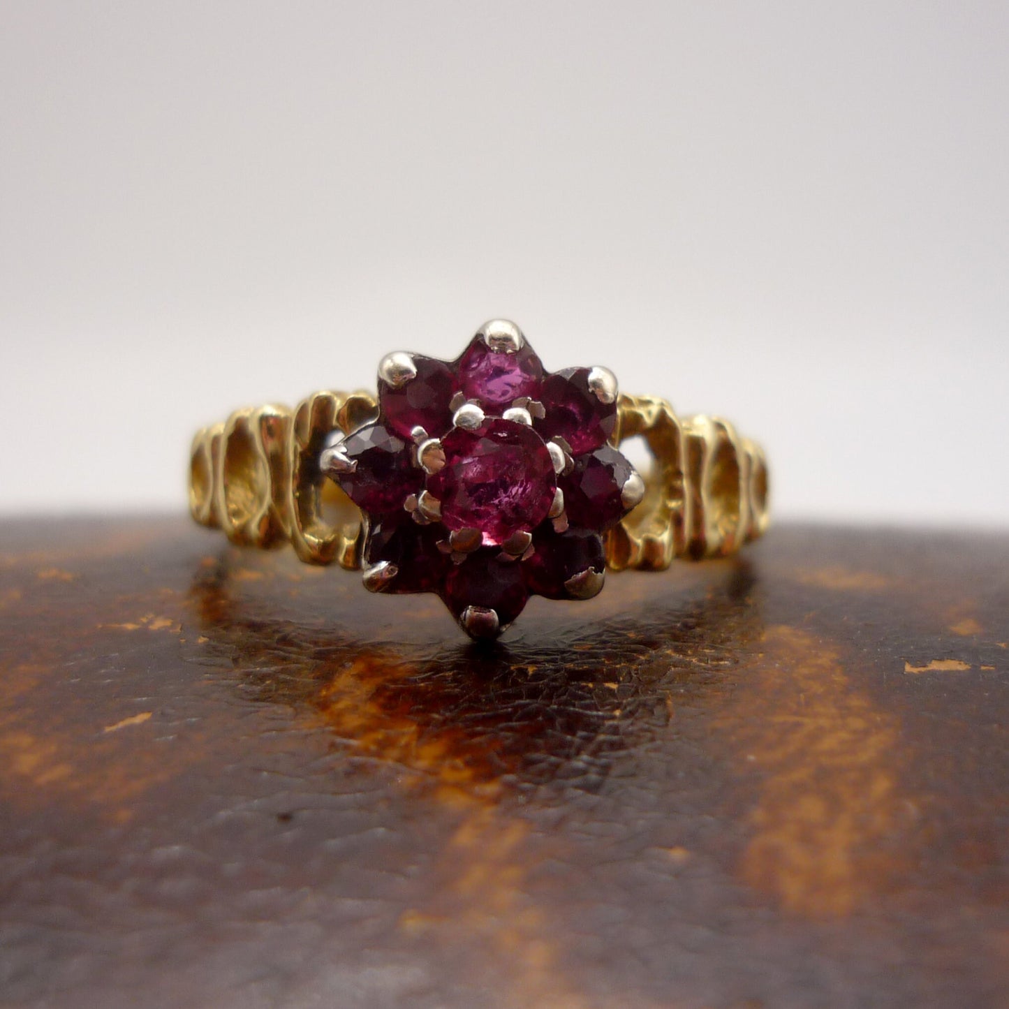 Vintage 18k Gold Ruby Cluster Ring Size 6.25
