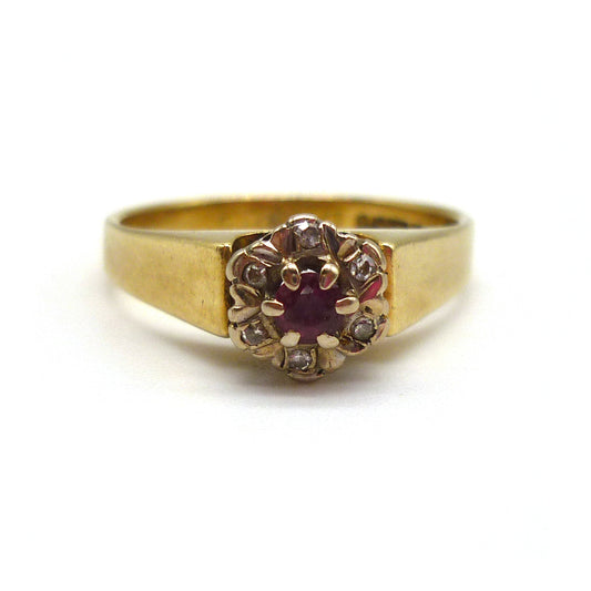 Vintage 18k Gold Ruby & Diamond Cluster Ring Size 6.25