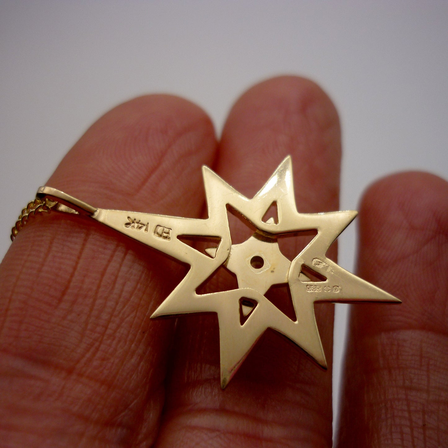Vintage 14k Gold North Star Necklace, Diamond Polar Star Pendant on Dog Clip Chain