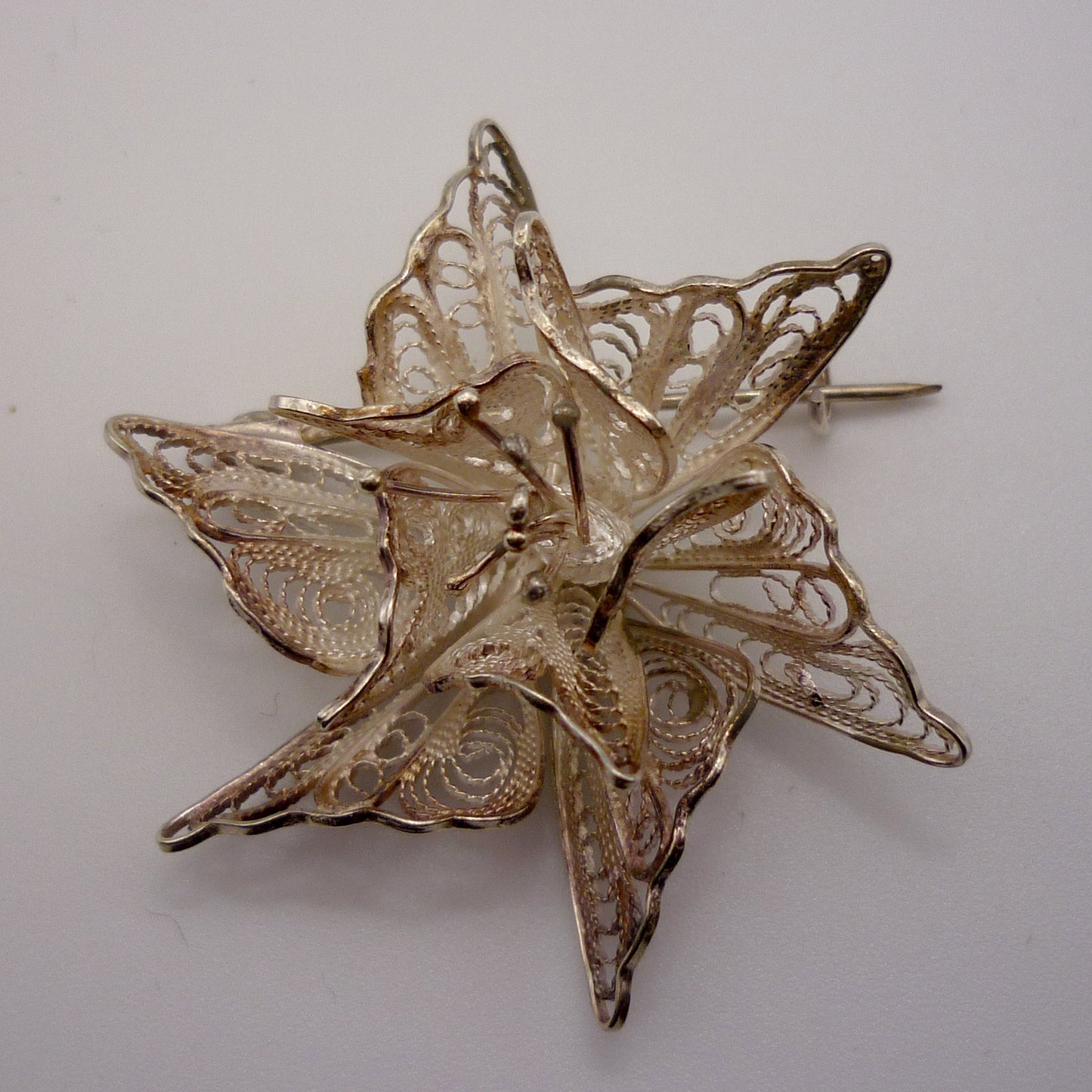 Vintage Silver Filigree Flower Brooch