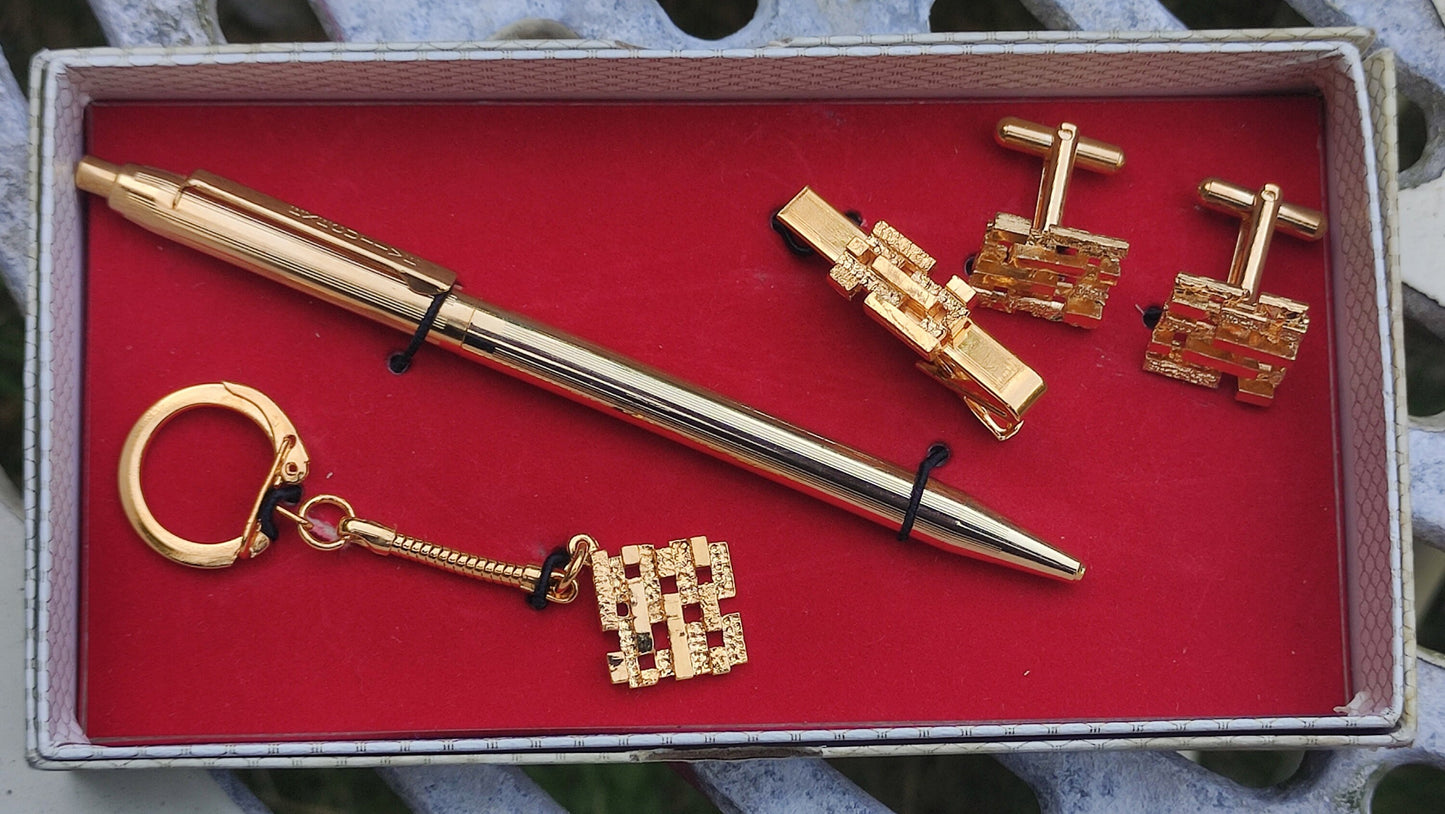 Vintage Gold Plated Pen, Cufflink, Keyring & Tie Clip Set, Excelsior Executive Gift Boxed Set