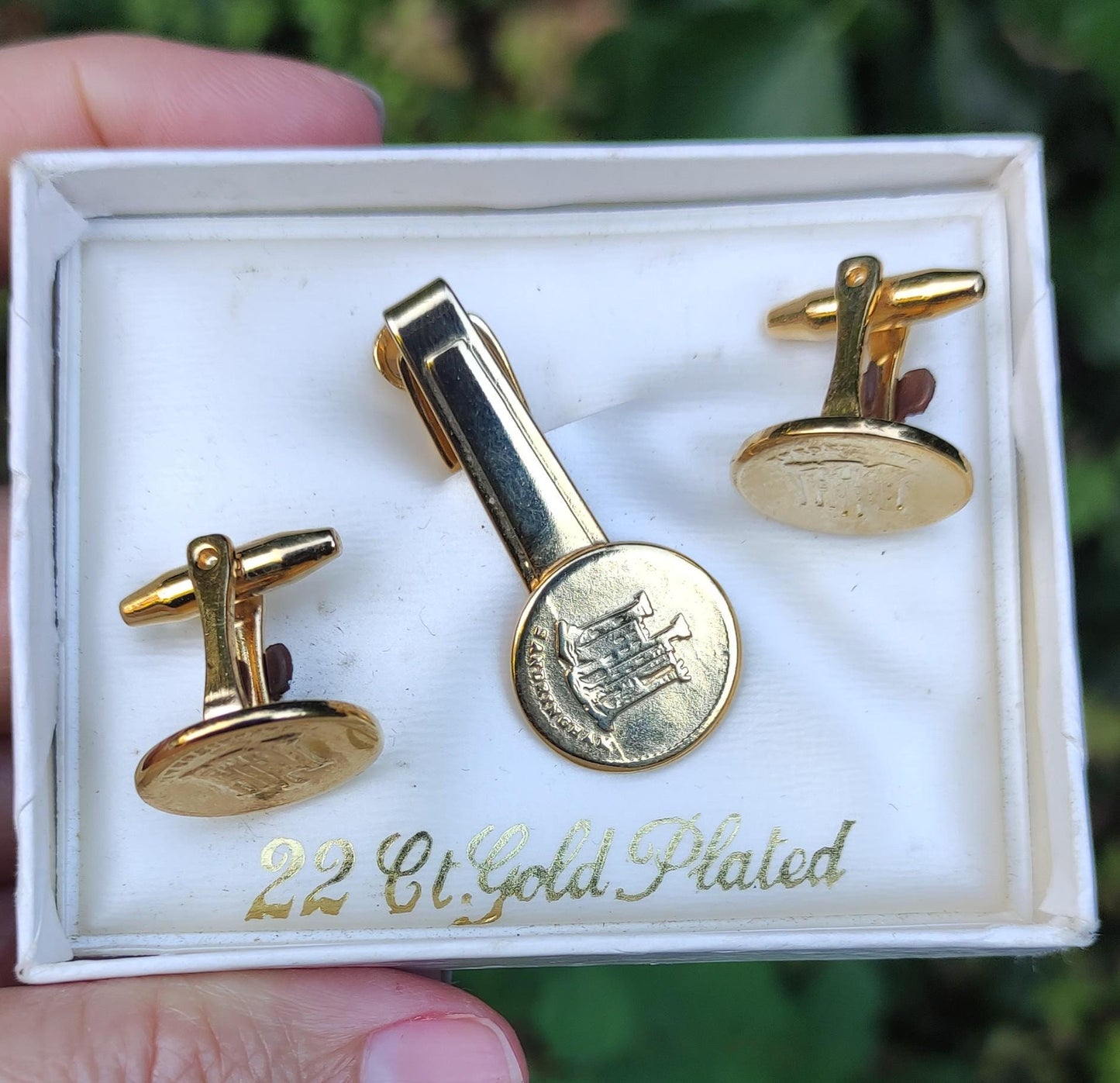 Vintage 22ct Gold Plated Sandringham Castle Cufflinks and Tie Clip