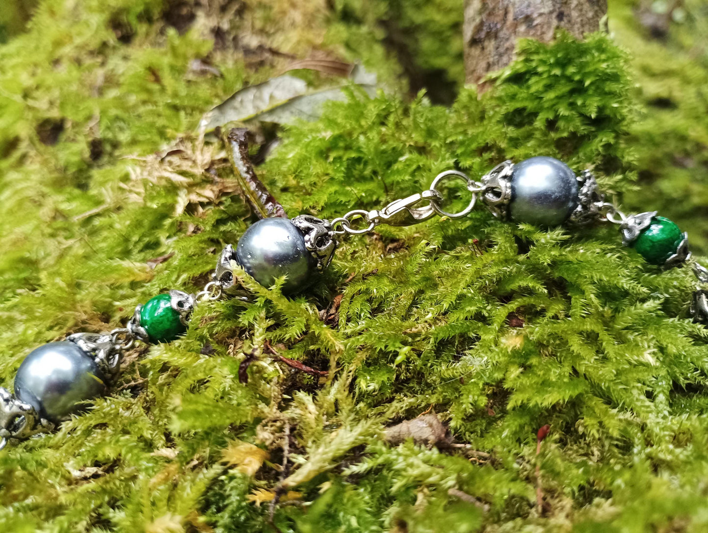 Vintage Silver & Green Glass Bead Necklace: Bohemian Multi Strand Chain